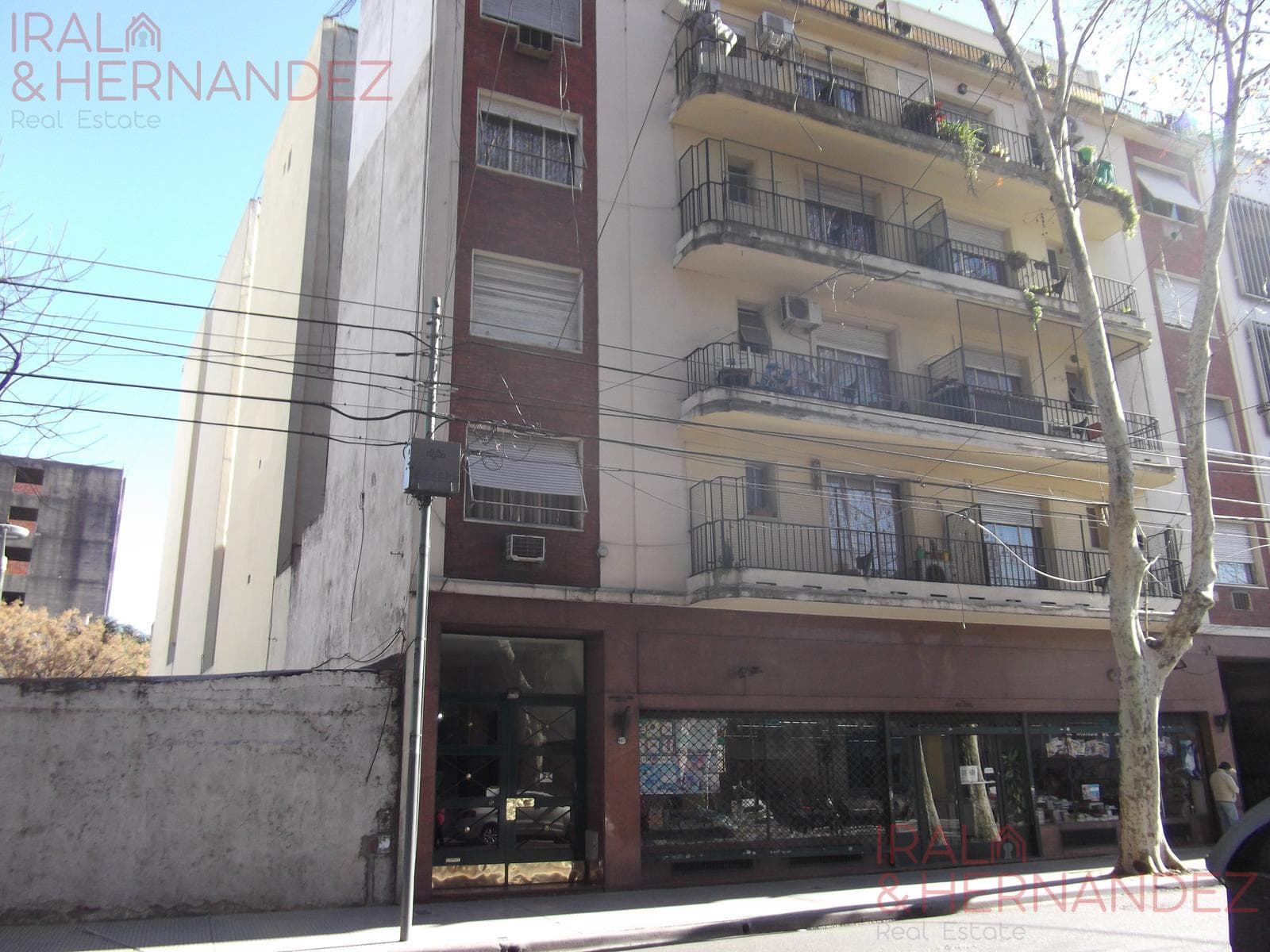 For Sale: Renovated 3-room apartment in Constitución