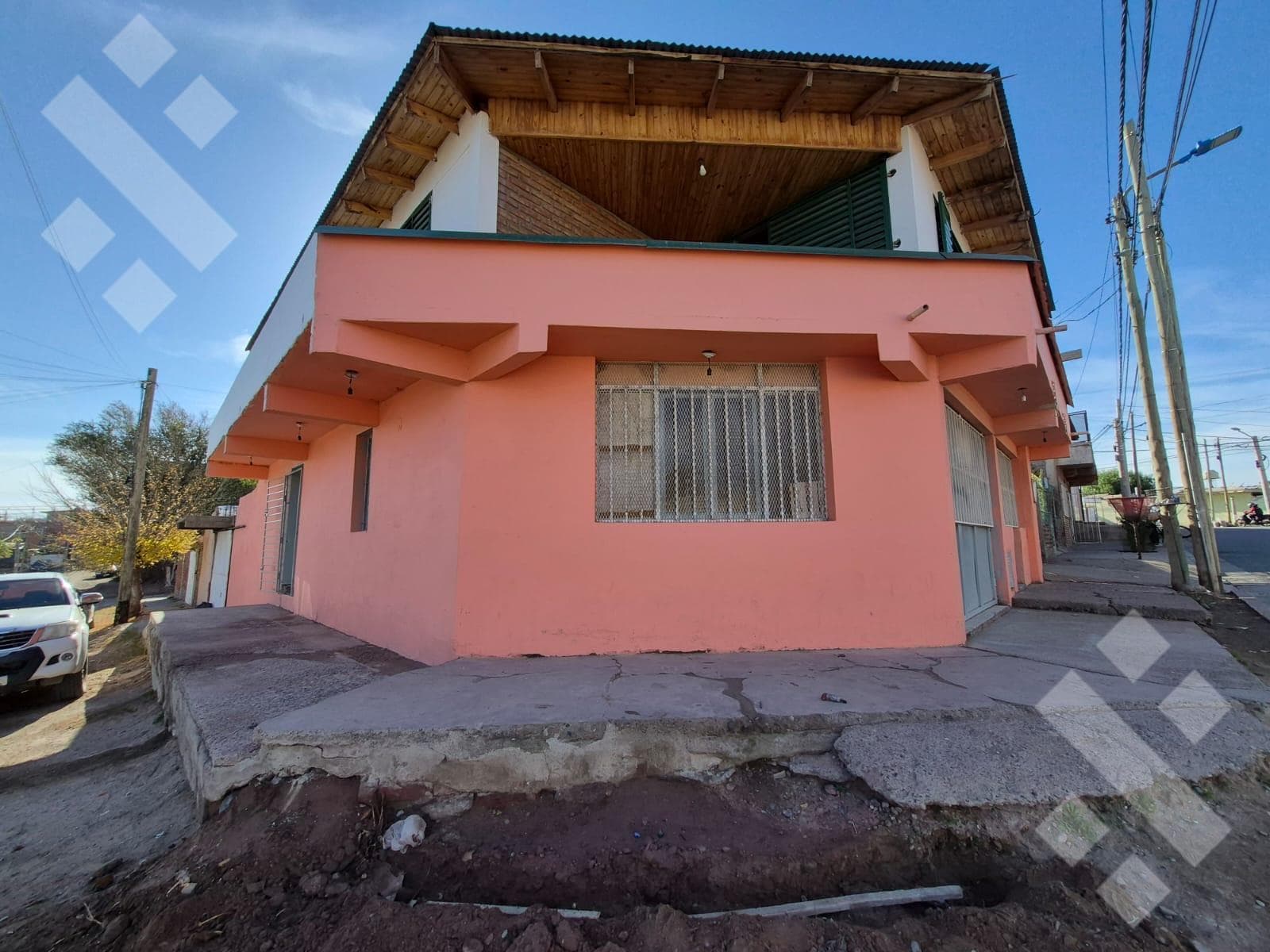 For Sale | House Commercial Space | Gregorio Álvarez Neighborhood | Neuquén
