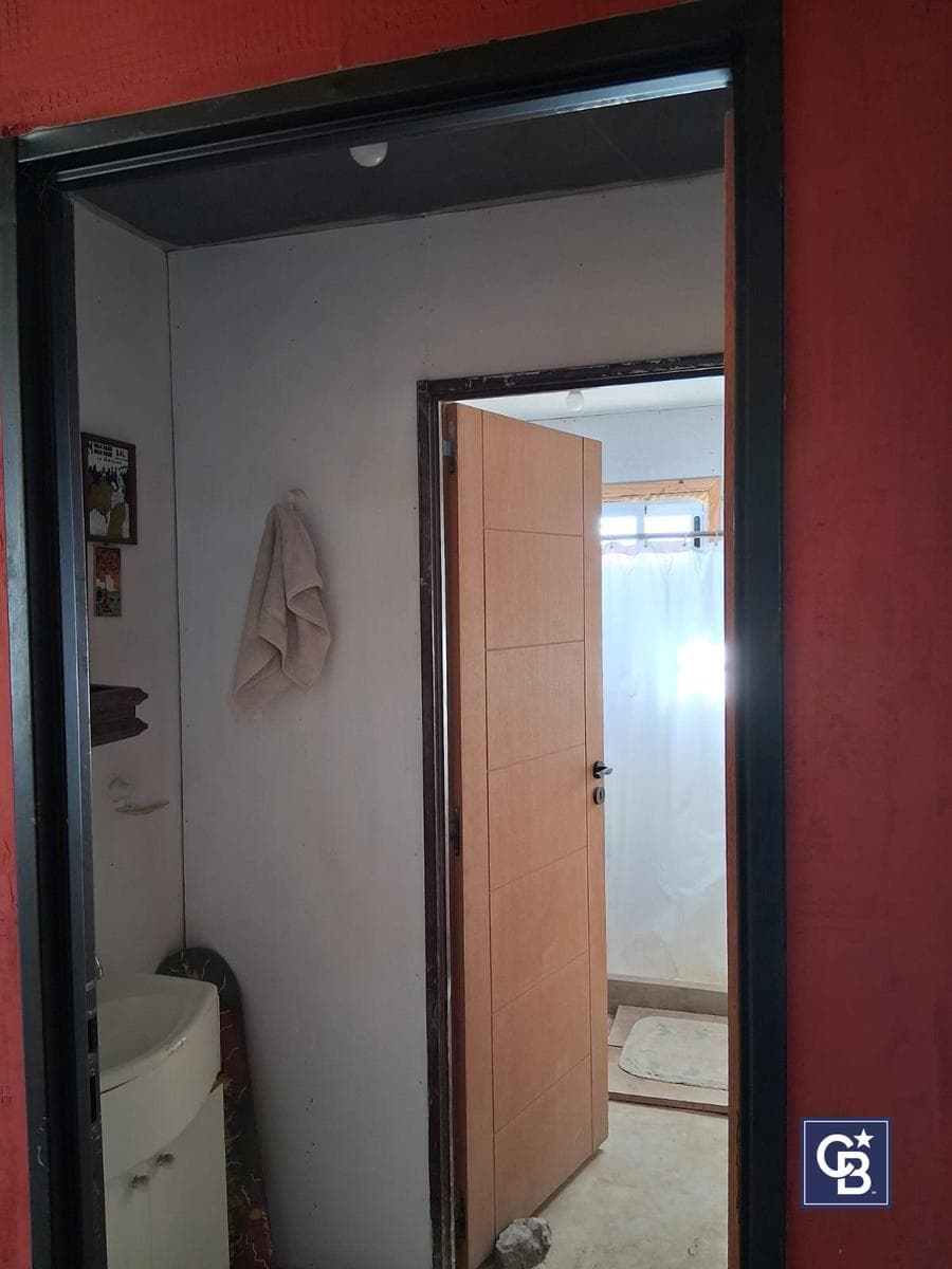 2-Bedroom House for Sale with a Large 300 m² Garden in the Las Lomadas Neighborhood of Escobar