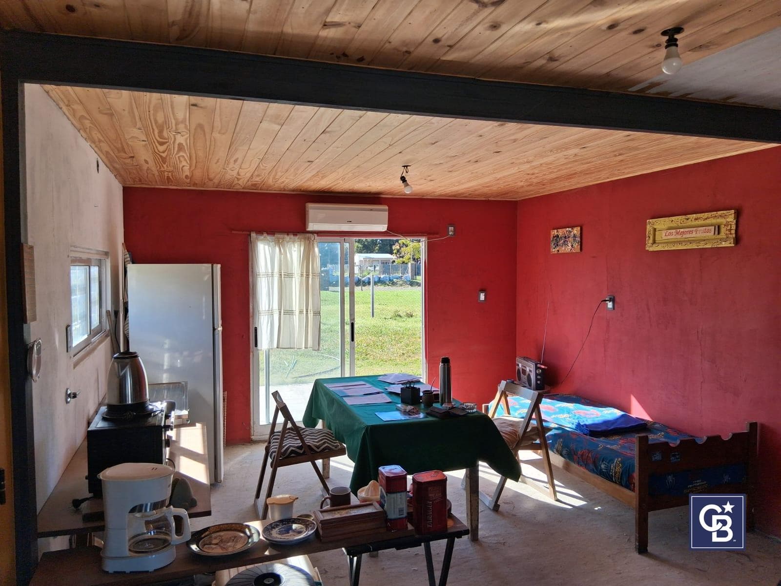 2-Bedroom House for Sale with a Large 300 m² Garden in the Las Lomadas Neighborhood of Escobar