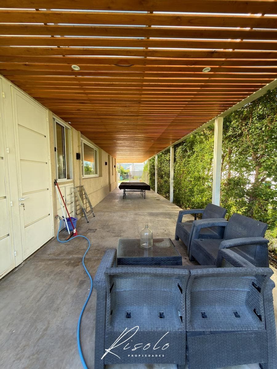 House for Sale, Heated Pool, 3 En-Suite Bedrooms, Spacious Porch. Gated Community, Escobar
