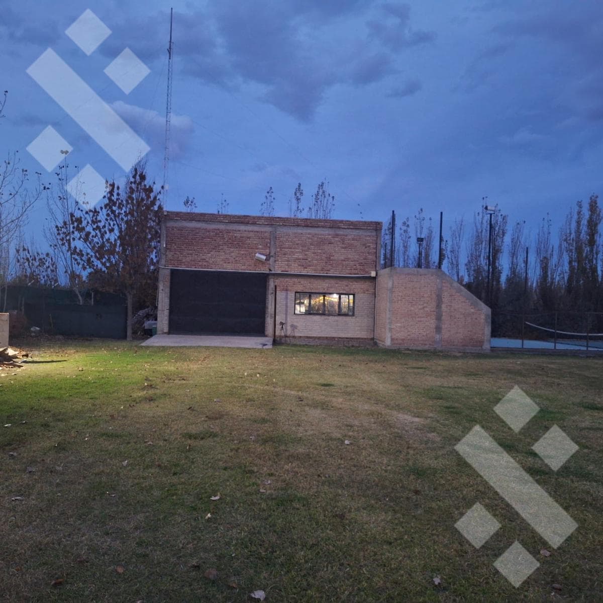 House at Finca el Sauzalito—Cipolletti—Rio Negro