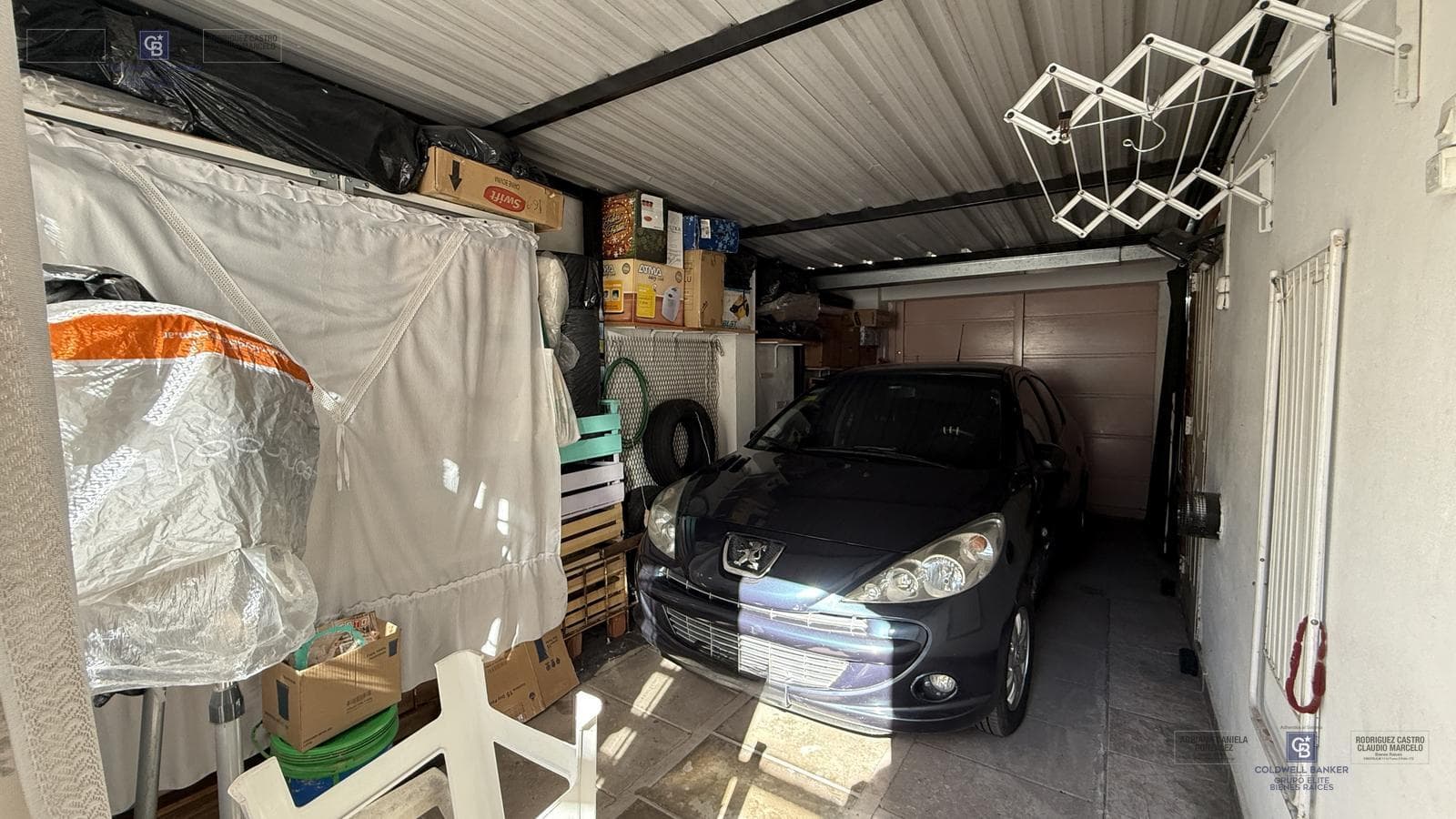 HOUSE FOR SALE: 3 ROOMS, PATIO, BARBECUE, GARAGE, 2 BATHROOMS, MORENO