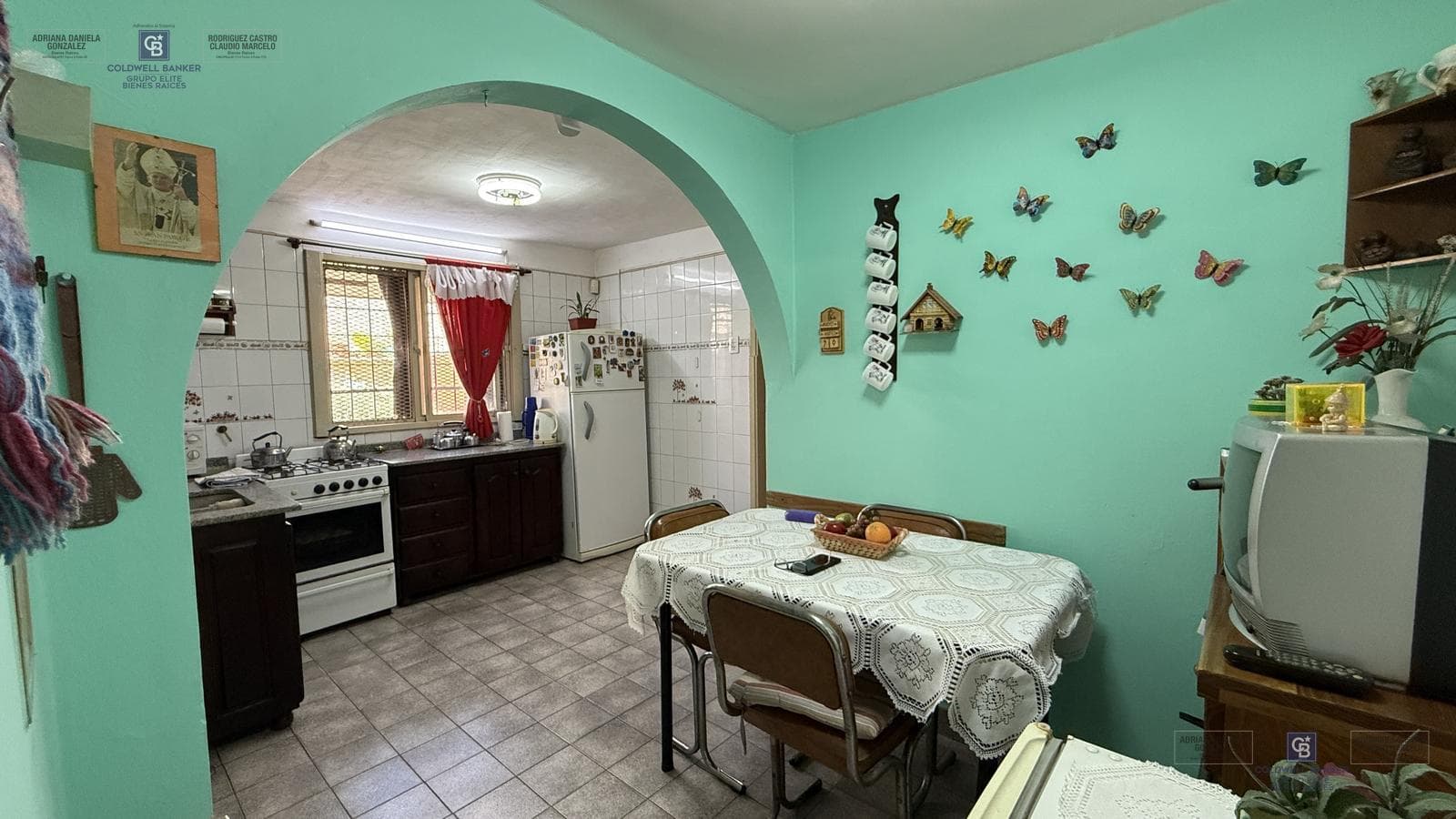 HOUSE FOR SALE: 3 ROOMS, PATIO, BARBECUE, GARAGE, 2 BATHROOMS, MORENO