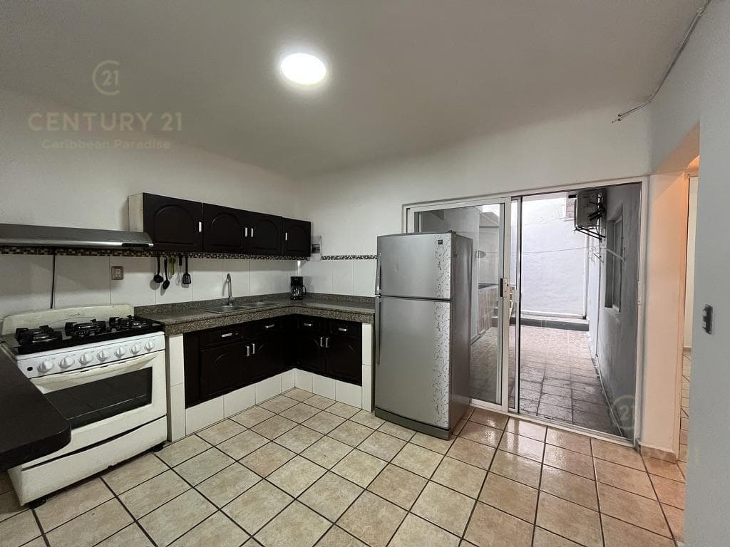 Apartments for Rent in Playa del Carmen, a few blocks from the beach and the upscale Chedraui