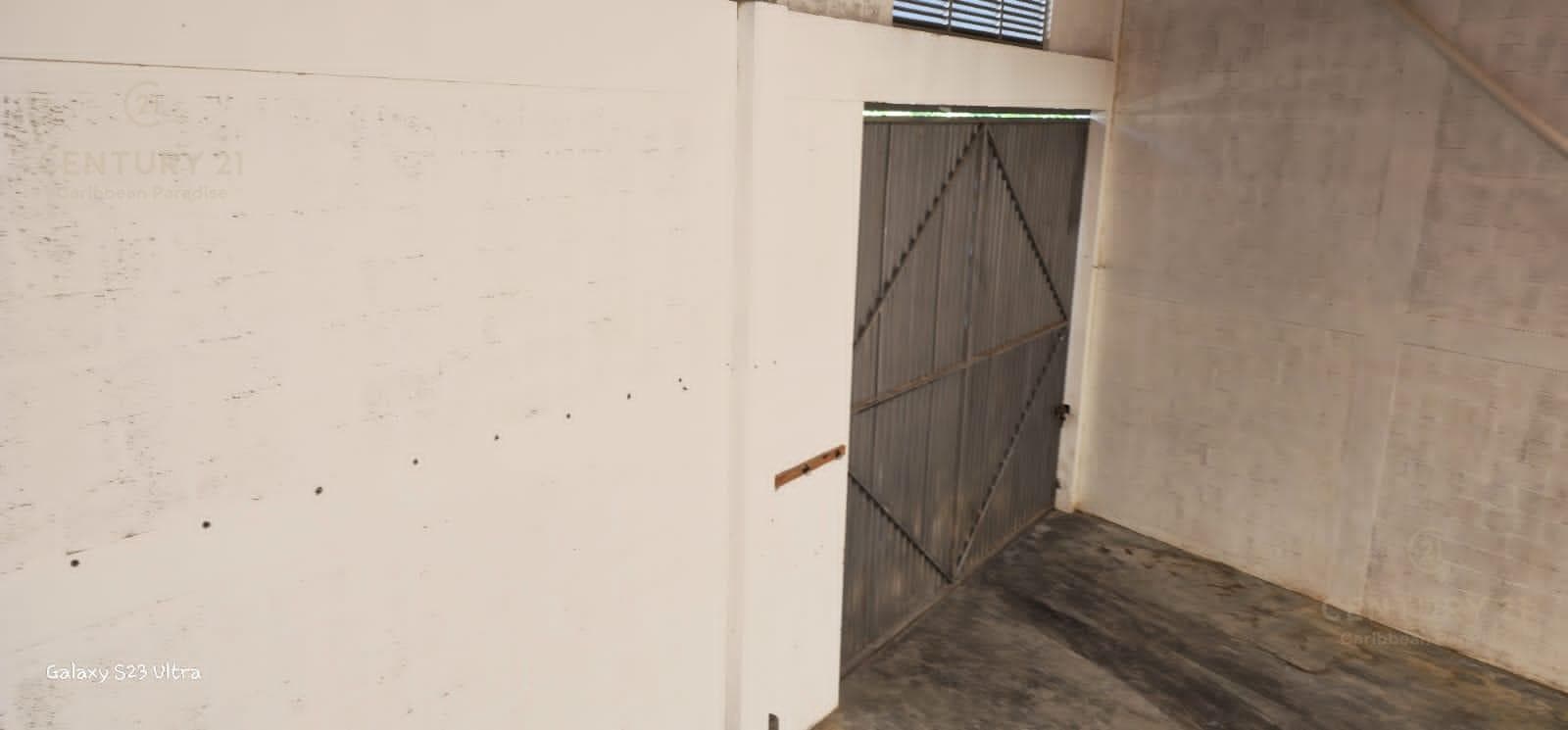 Warehouse for rent, 498 m² with offices, Ejidal neighborhood | Playa del Carmen | P4580