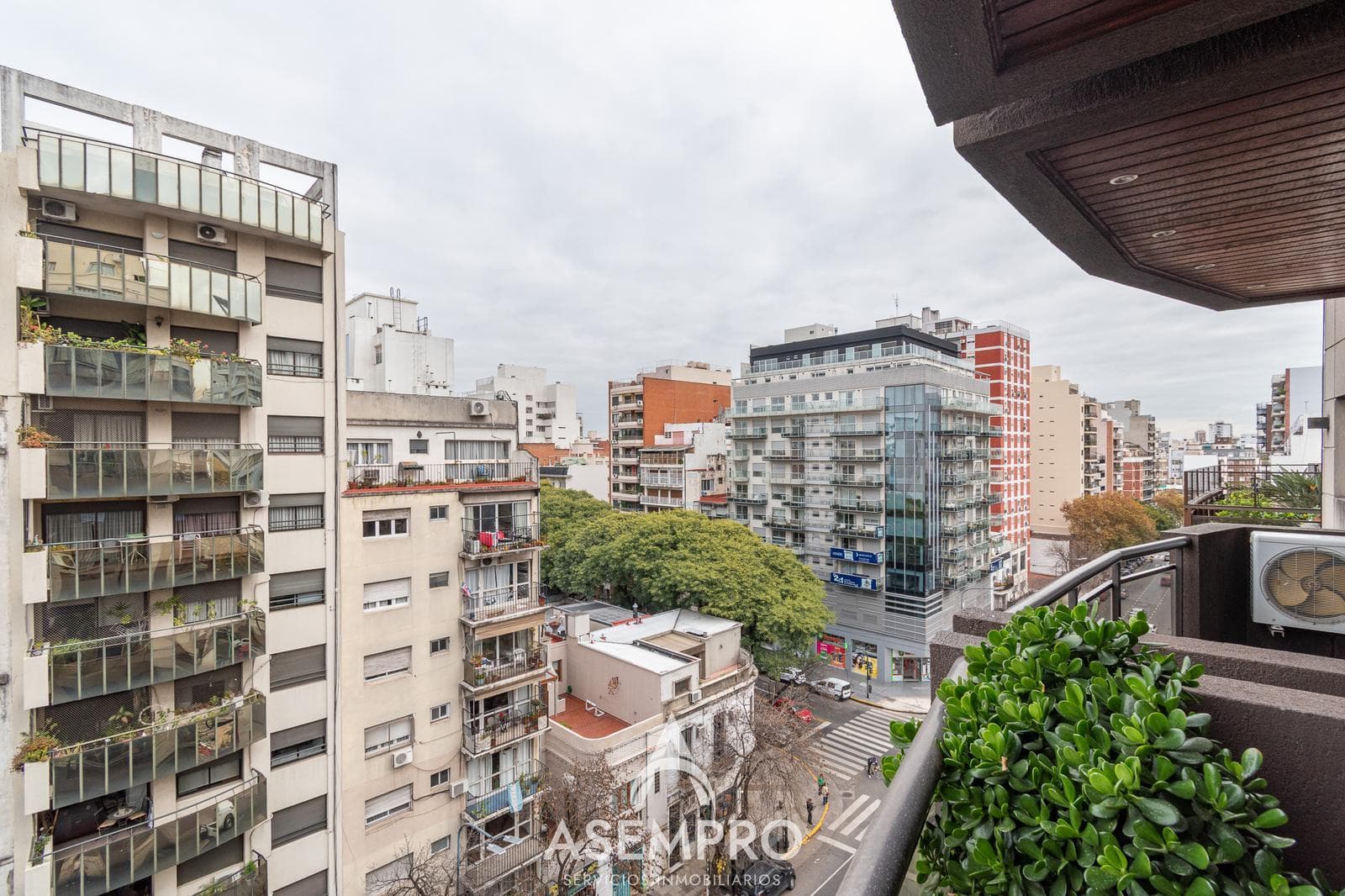 3-Room Apartment for Sale in Caballito with a Permanent, Covered Parking Space