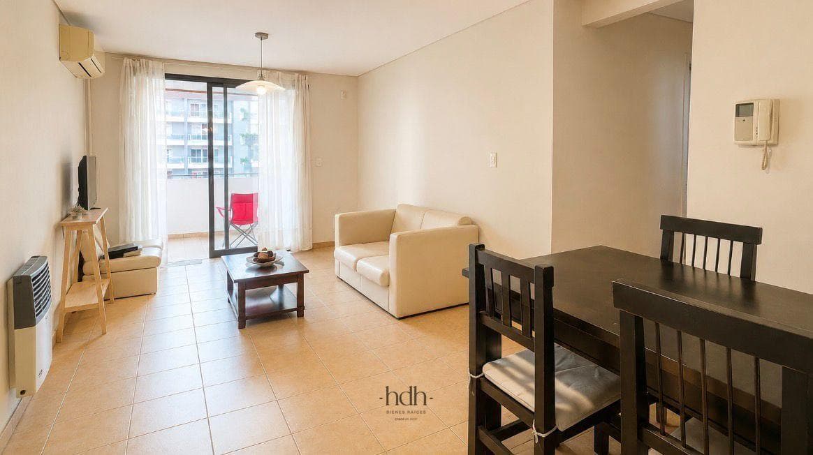 Apartment for sale: 2 bedrooms, 1 bathroom, balcony