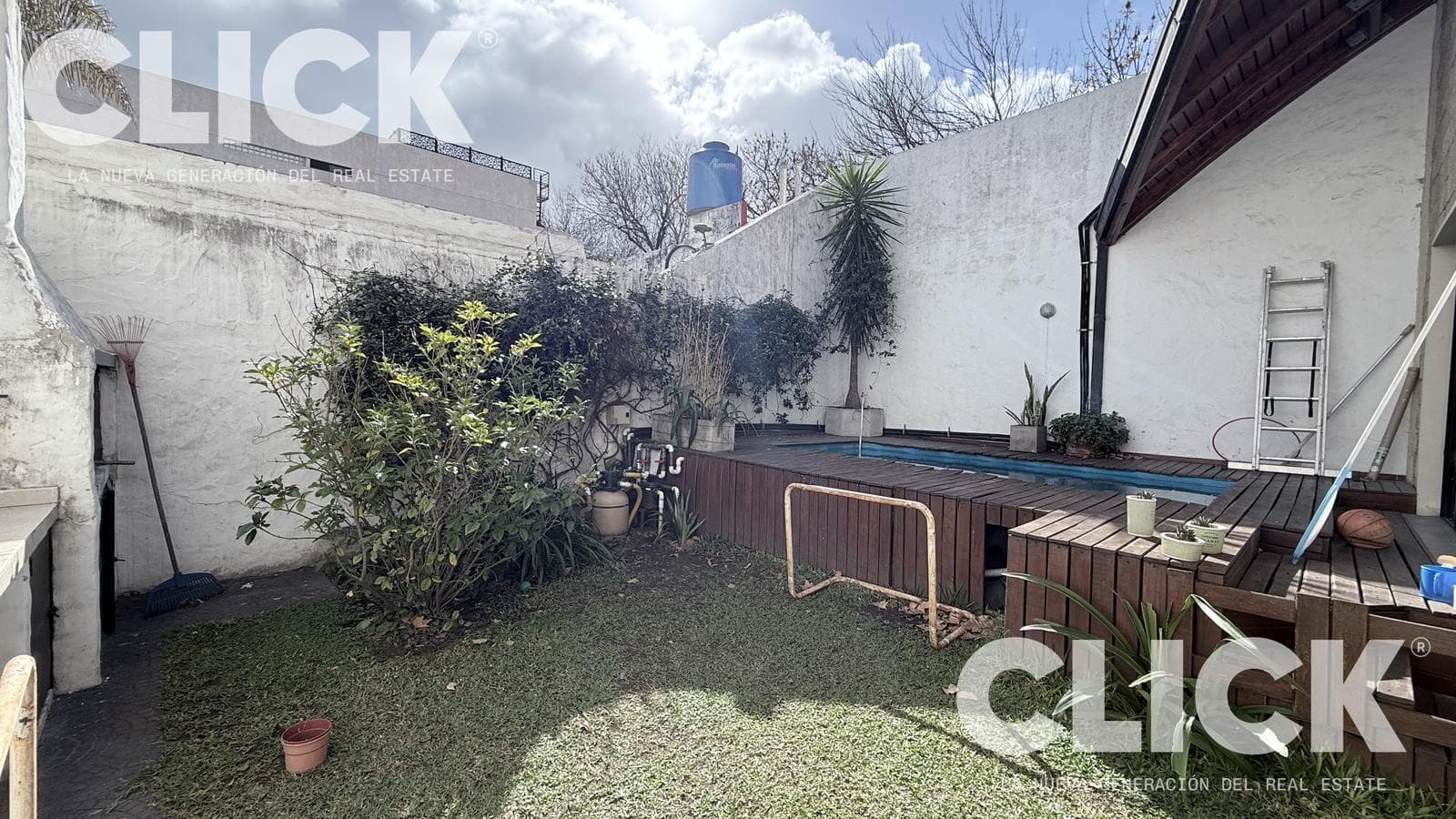 FOR SALE - HOUSE ON ITS OWN LOT - 4 ROOMS - GARDEN - POOL - BARBECUE - VILLA DEVOTO