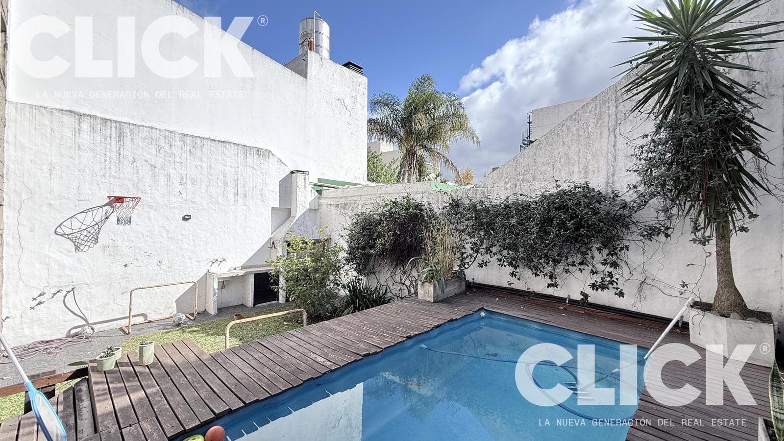 FOR SALE - HOUSE ON ITS OWN LOT - 4 ROOMS - GARDEN - POOL - BARBECUE - VILLA DEVOTO