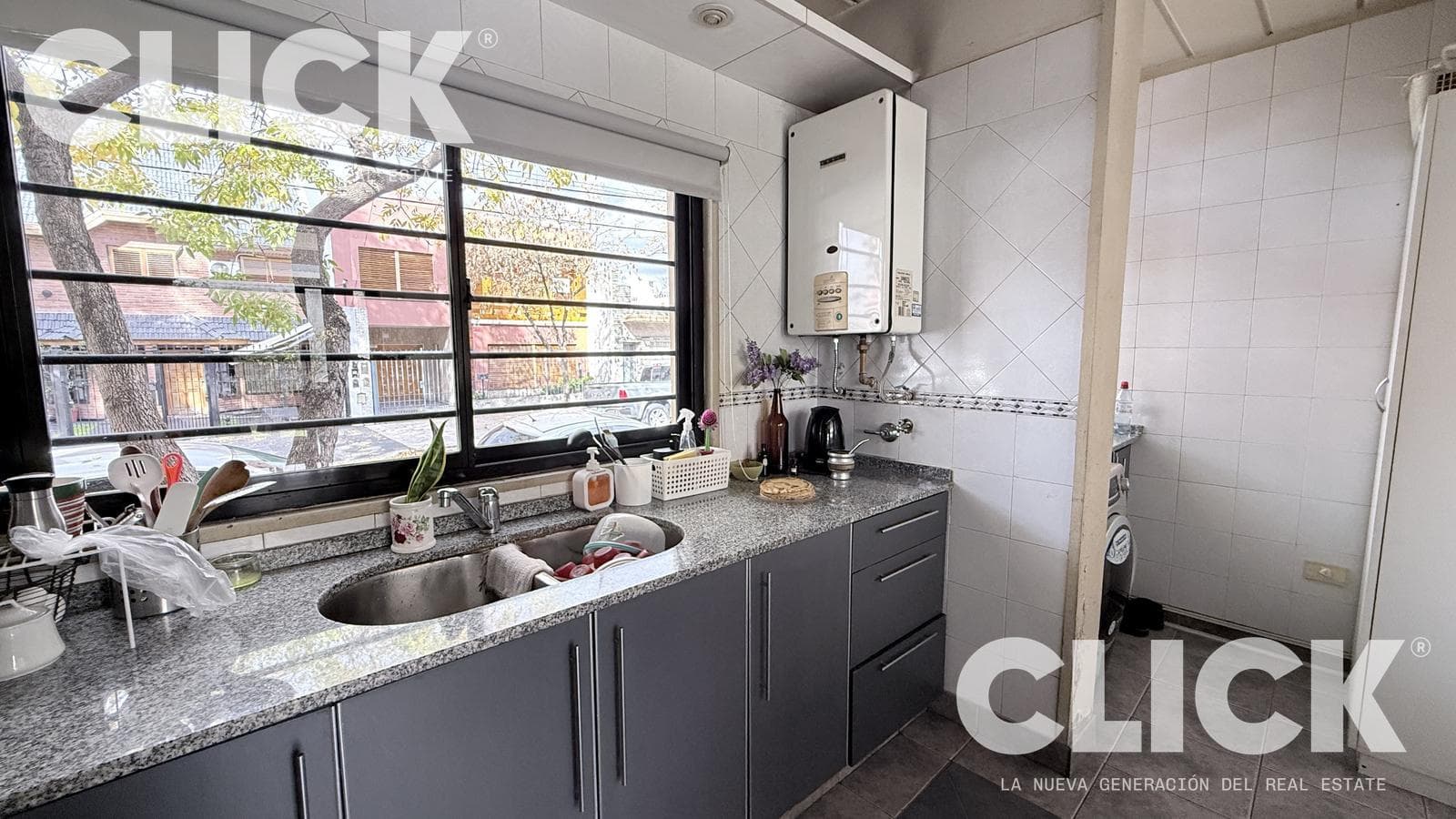 FOR SALE - HOUSE ON ITS OWN LOT - 4 ROOMS - GARDEN - POOL - BARBECUE - VILLA DEVOTO