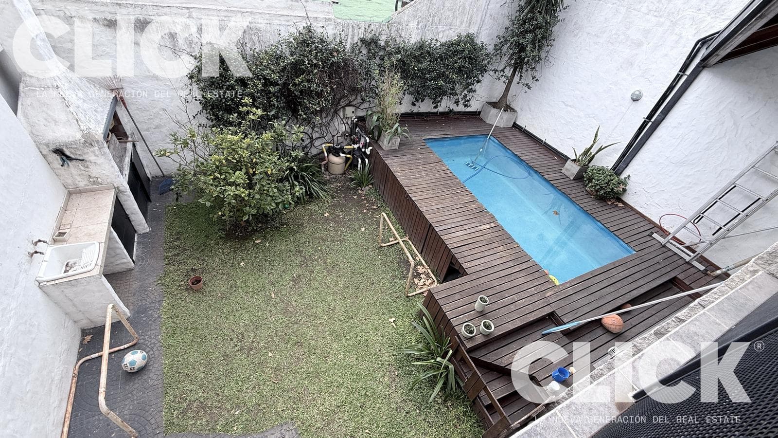 FOR SALE - HOUSE ON ITS OWN LOT - 4 ROOMS - GARDEN - POOL - BARBECUE - VILLA DEVOTO