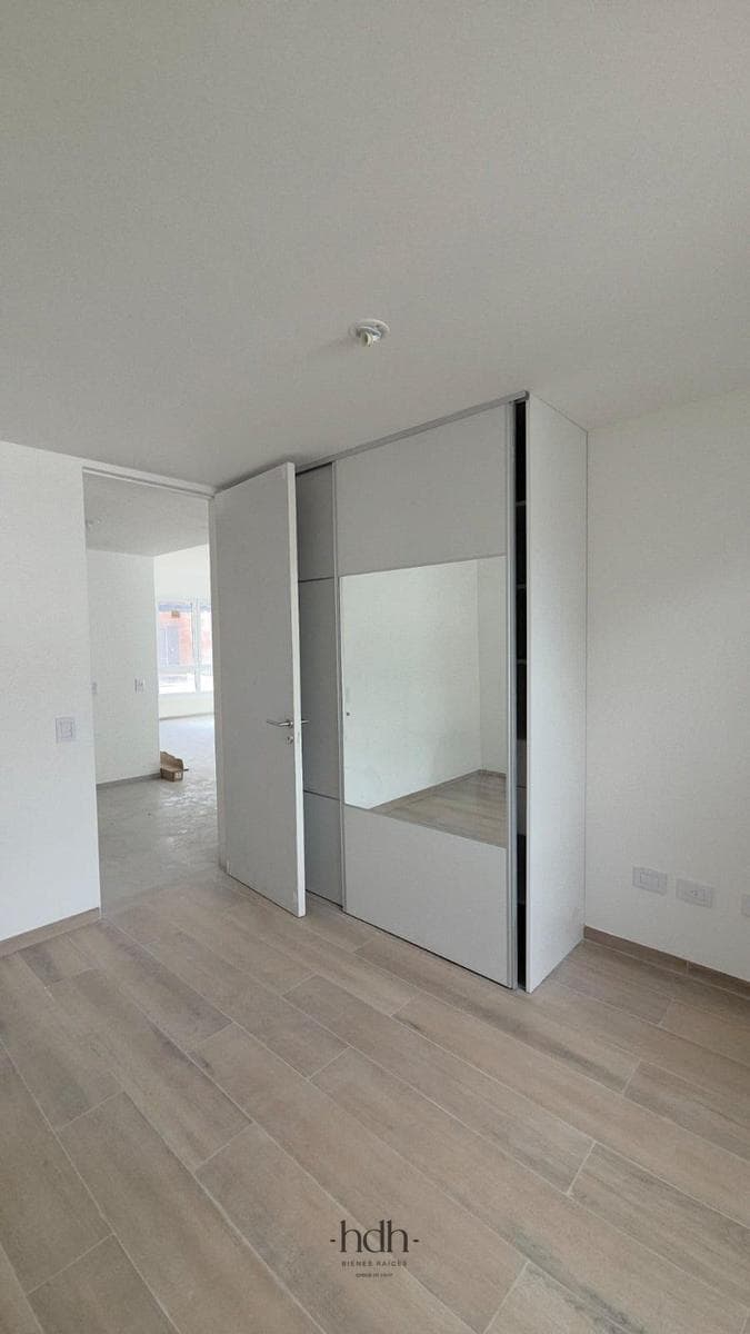House for rent in Housing Las Veras: 3-bedroom, 2-bathroom duplex with a patio in Valle Escondido
