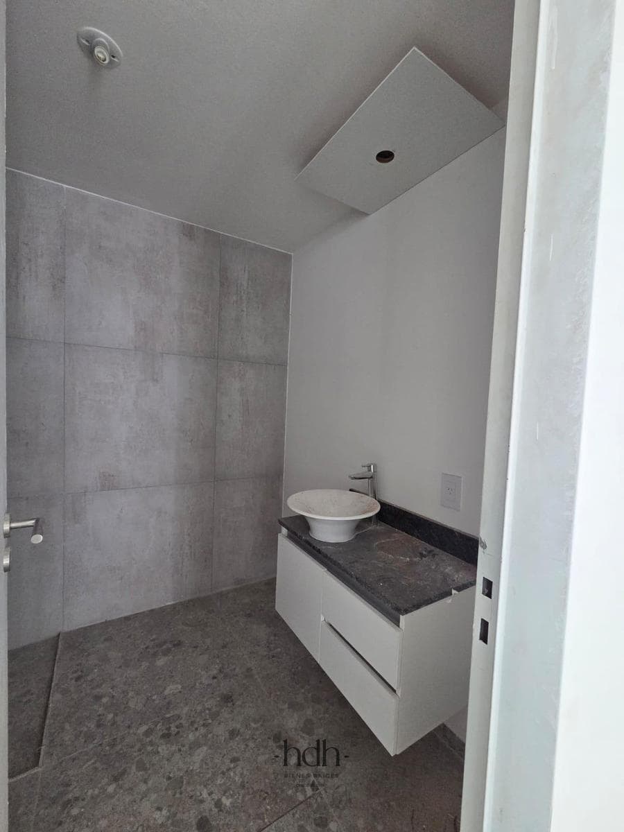 House for rent in Housing Las Veras: 3-bedroom, 2-bathroom duplex with a patio in Valle Escondido