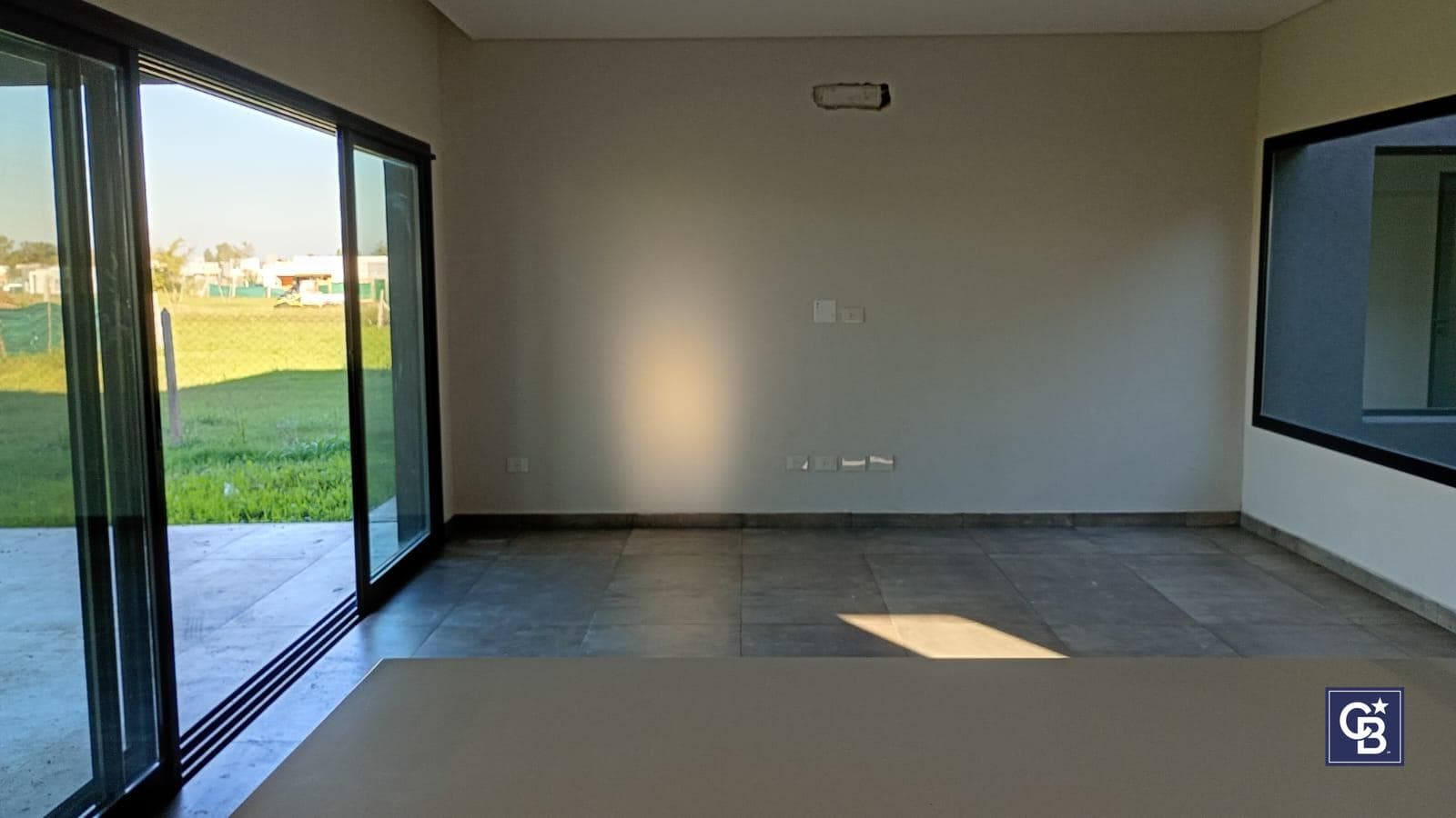 Brand-new 5-room single-story house for sale with financing available in Santa Sofía, Pilar del Este