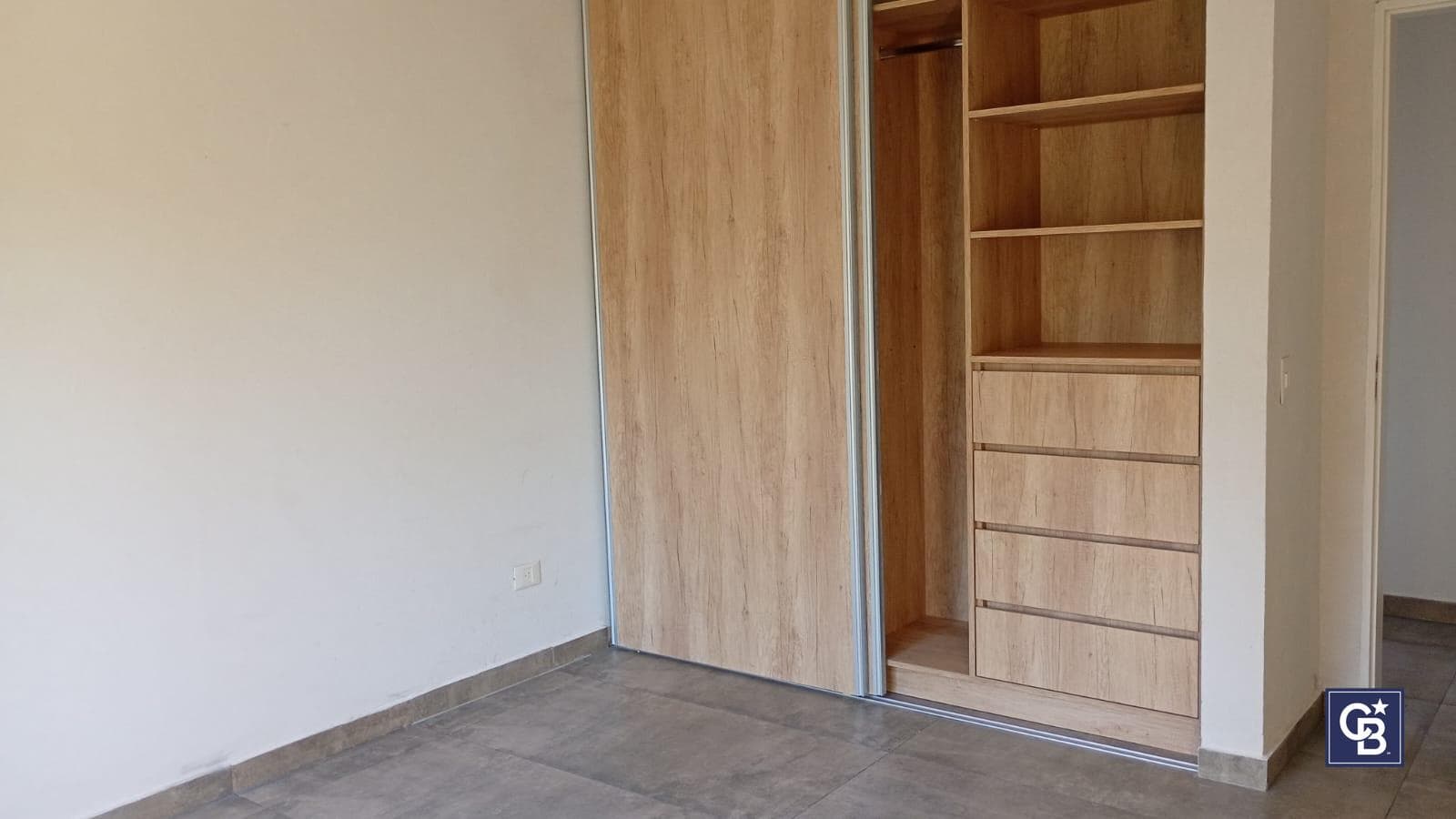 Brand-new 5-room single-story house for sale with financing available in Santa Sofía, Pilar del Este