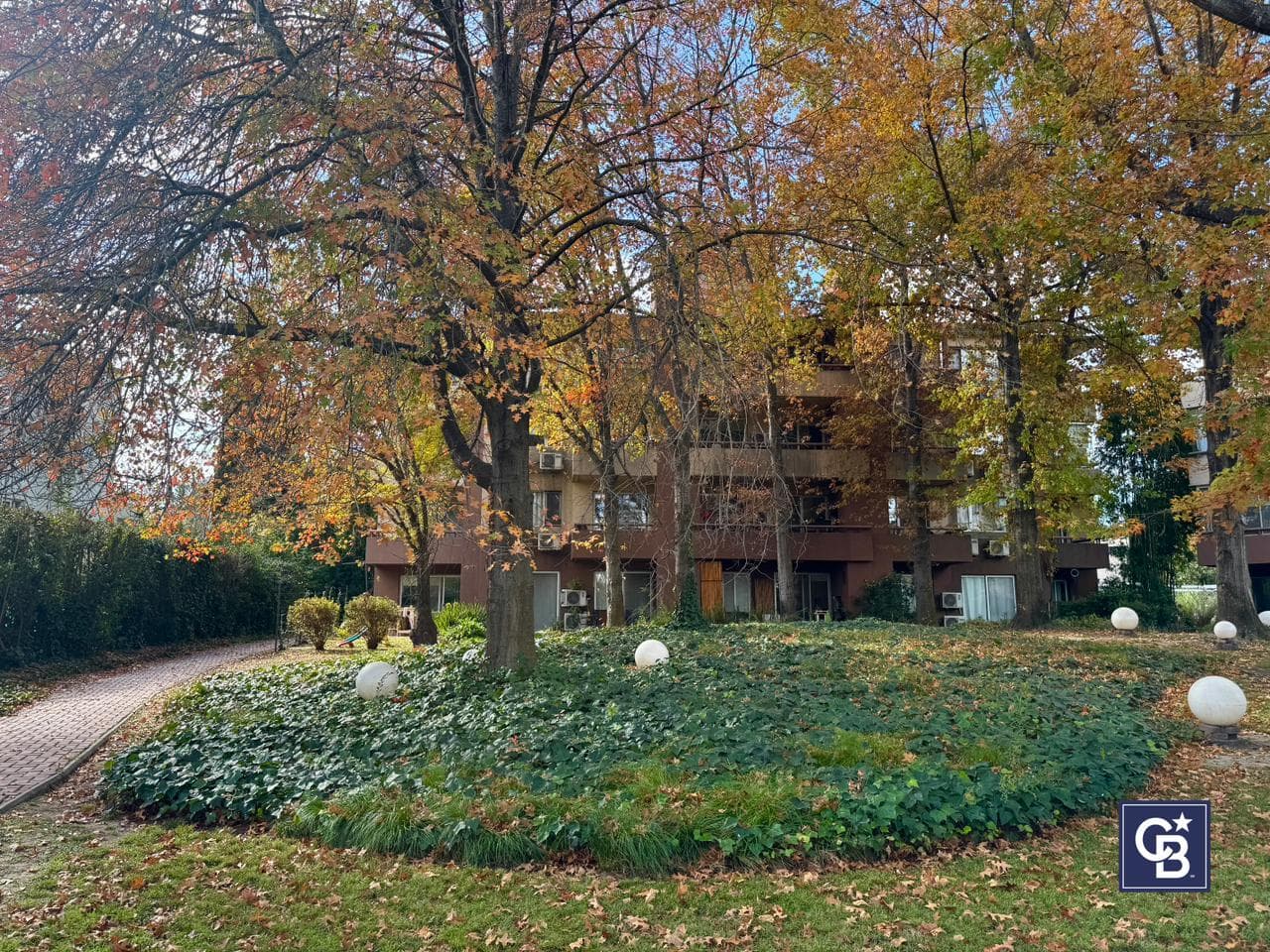 2-Bedroom Apartment for Sale with Balcony and Grill in Villa del Lago, Downtown Pilar