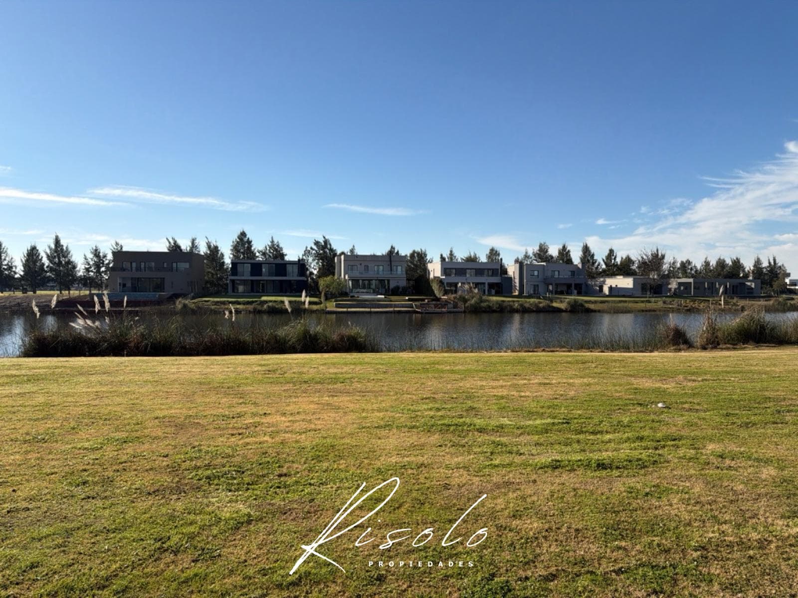 Opportunity! Lot in La Laguna for Sale, El Naudir Gated Community, Escobar.