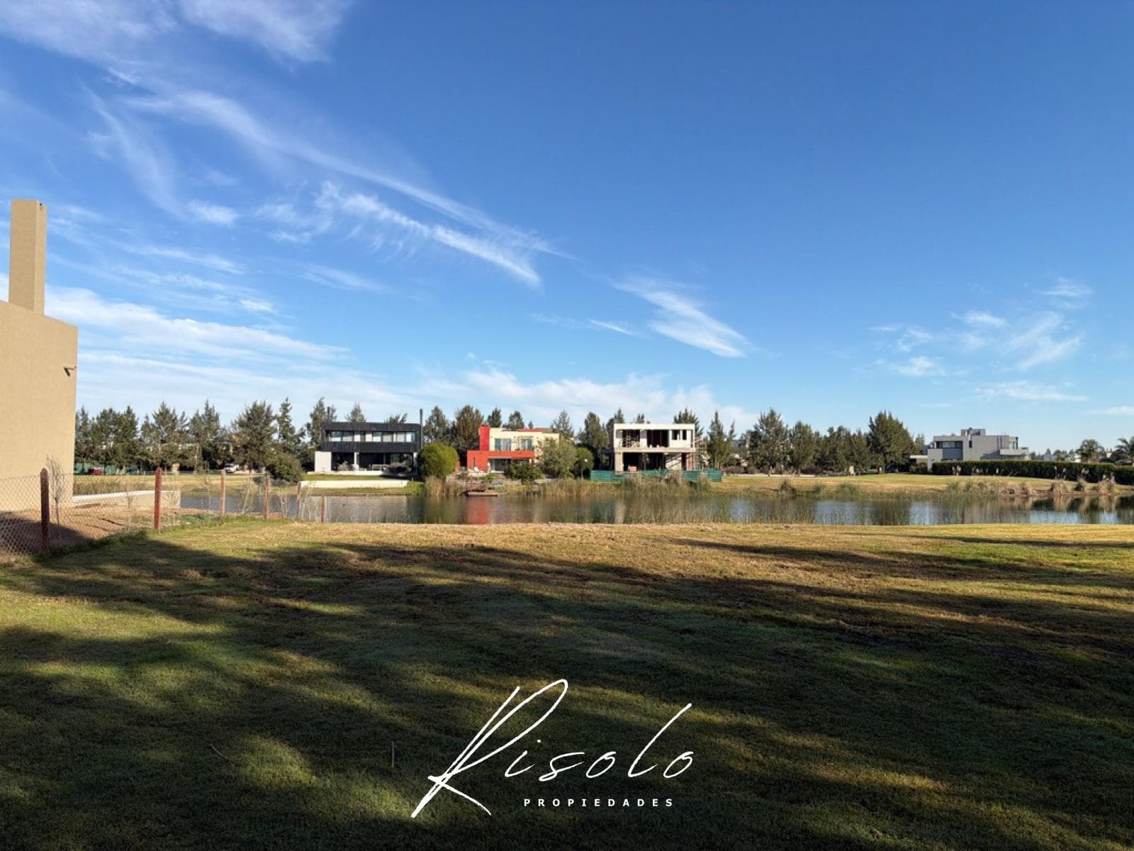 Opportunity! Lot in La Laguna for Sale, El Naudir Gated Community, Escobar.