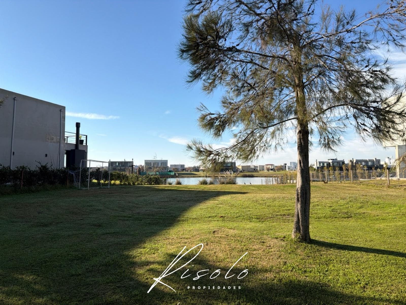 Opportunity! Lot in La Laguna for Sale, El Naudir Gated Community, Escobar.