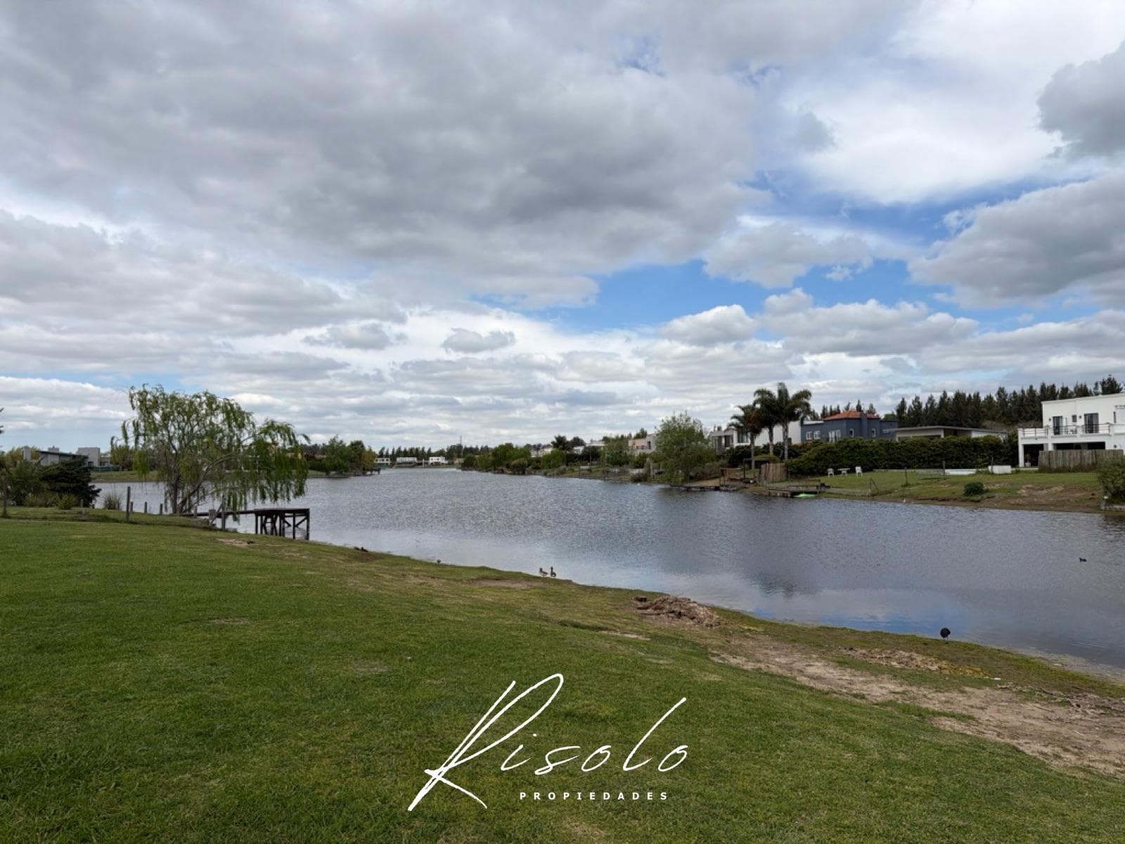 Lot in La Laguna for Sale. Expansive view. Gated Community. Escobar