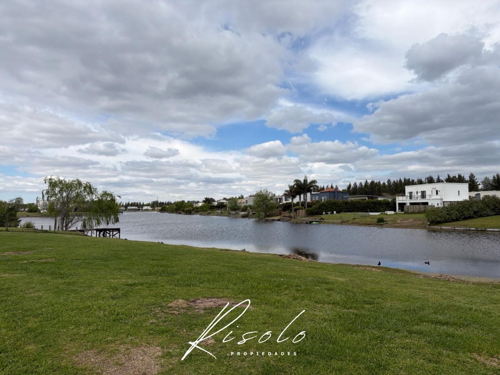 Lot in La Laguna for Sale. Expansive view. Gated Community. Escobar