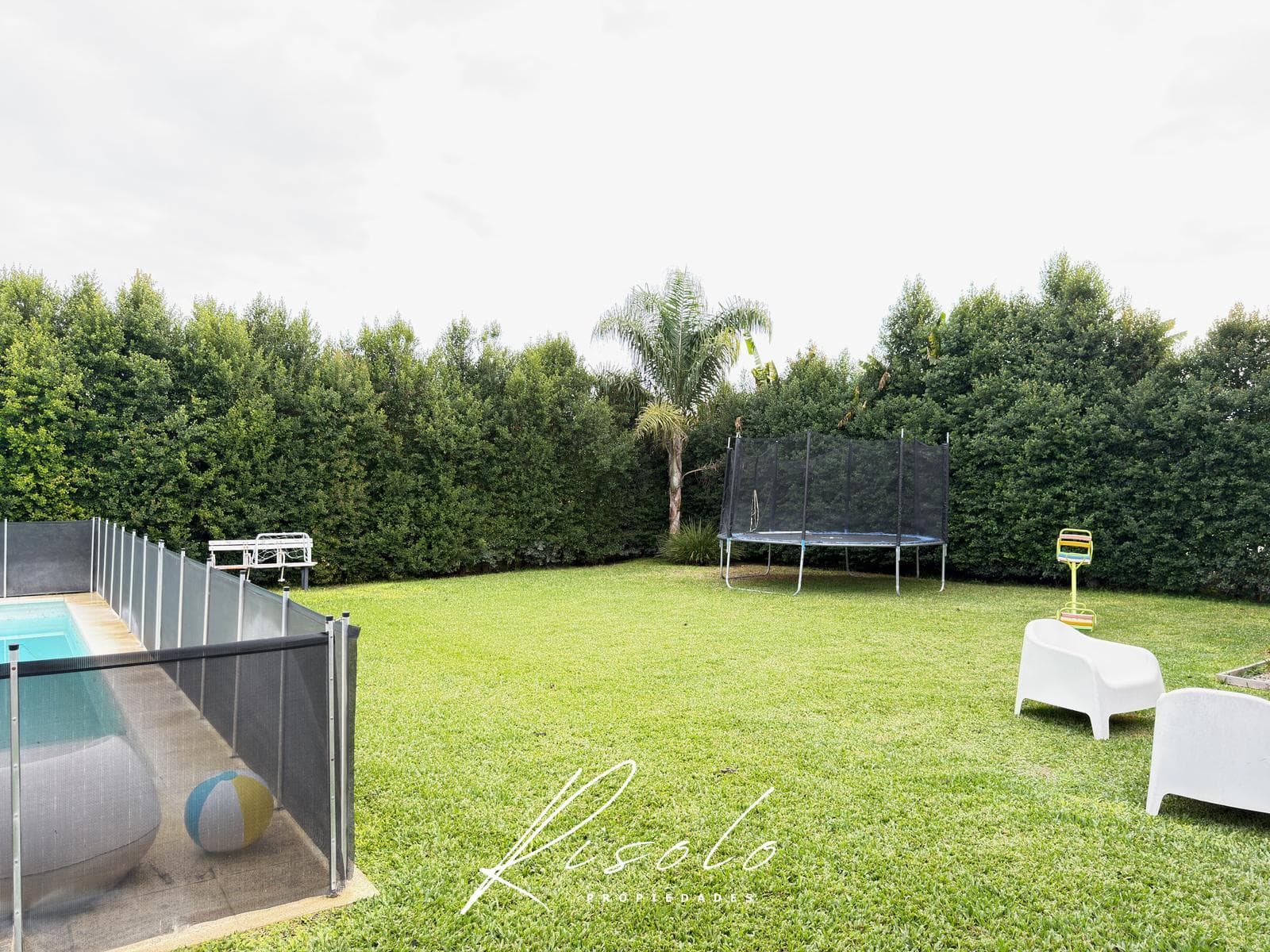 Apartment Exchange, Vehicles, Financing. House for Sale or Rent. Pool. Gated Community, Escobar