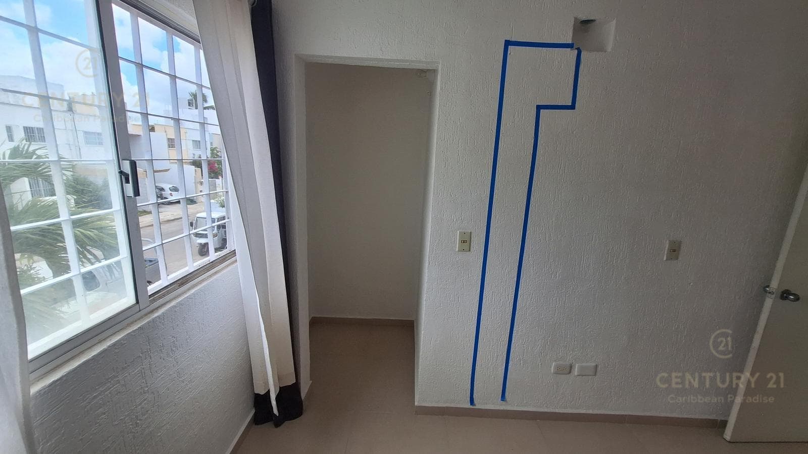 HOUSE FOR SALE IN SOL DEL MAYAB, SM 56, CANCUN, QROO, C4140