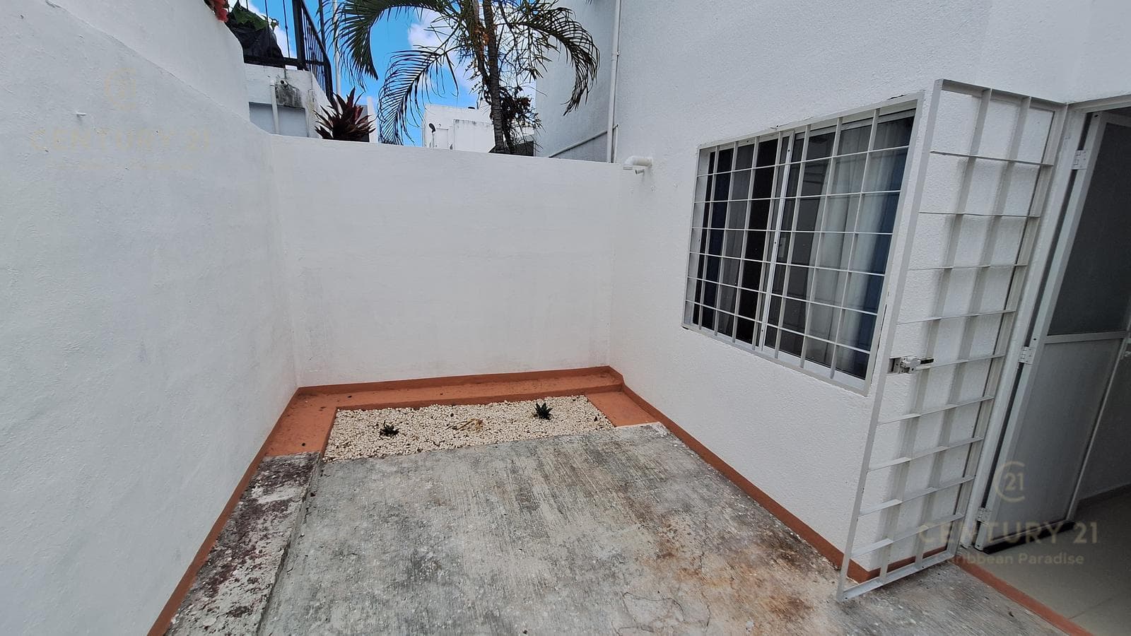 HOUSE FOR SALE IN SOL DEL MAYAB, SM 56, CANCUN, QROO, C4140
