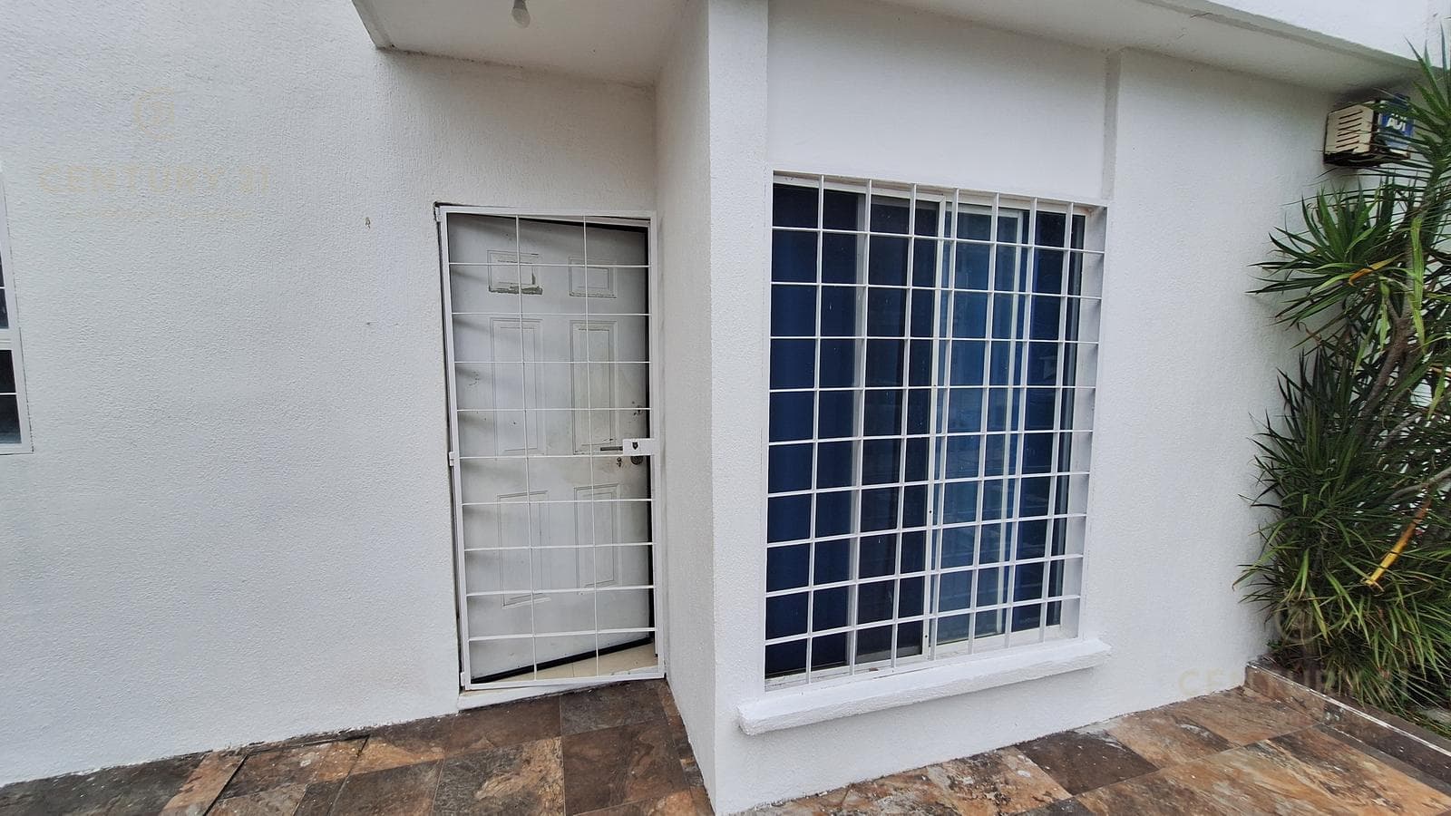 HOUSE FOR SALE IN SOL DEL MAYAB, SM 56, CANCUN, QROO, C4140