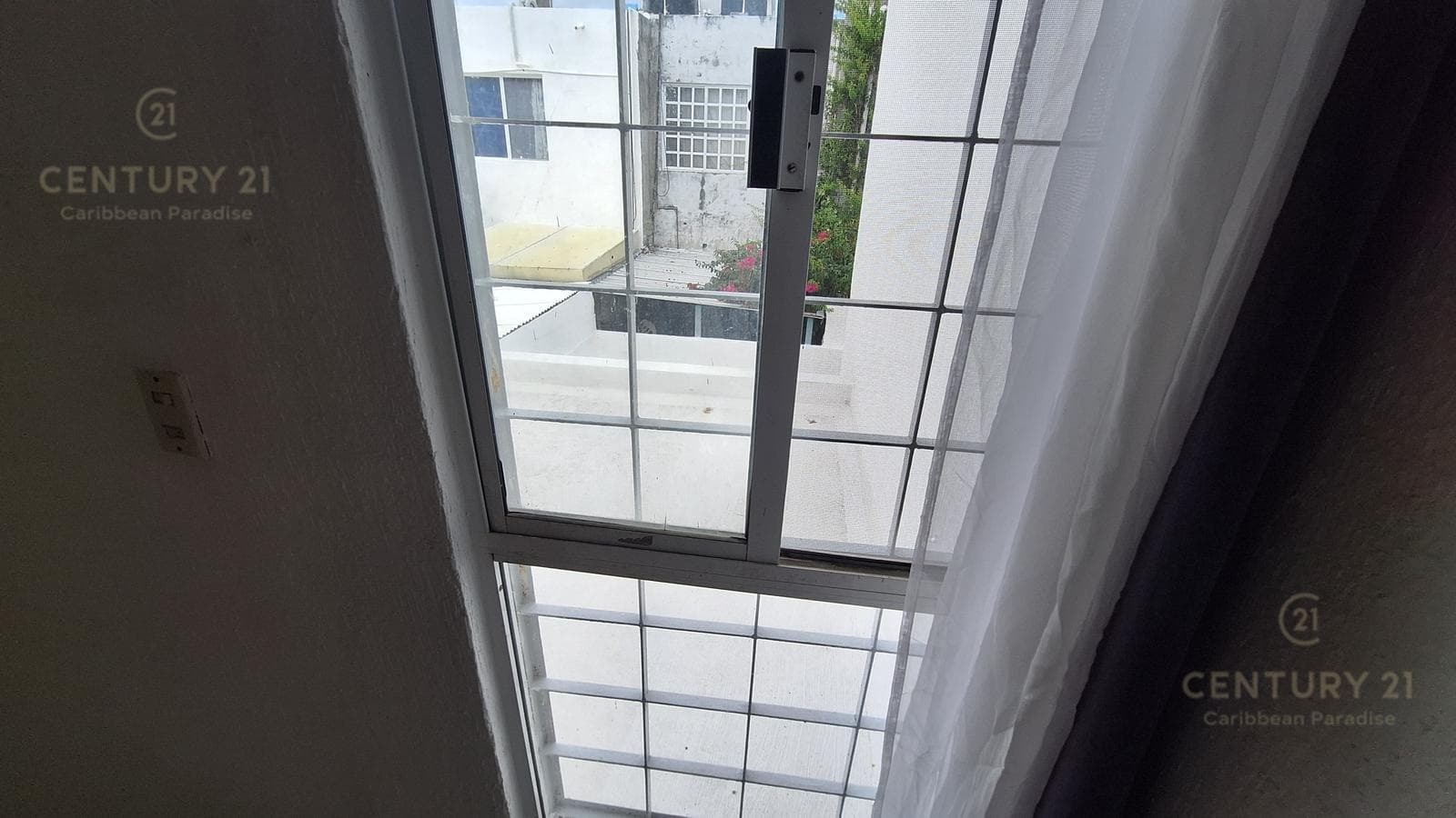 HOUSE FOR SALE IN SOL DEL MAYAB, SM 56, CANCUN, QROO, C4140