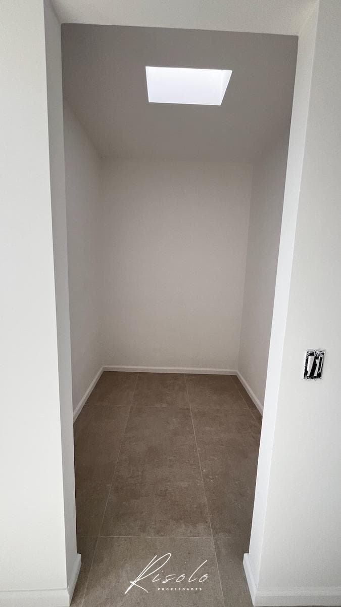 House for Sale, 3 Bedrooms, Pool. Premium. Gated Community, Escobar