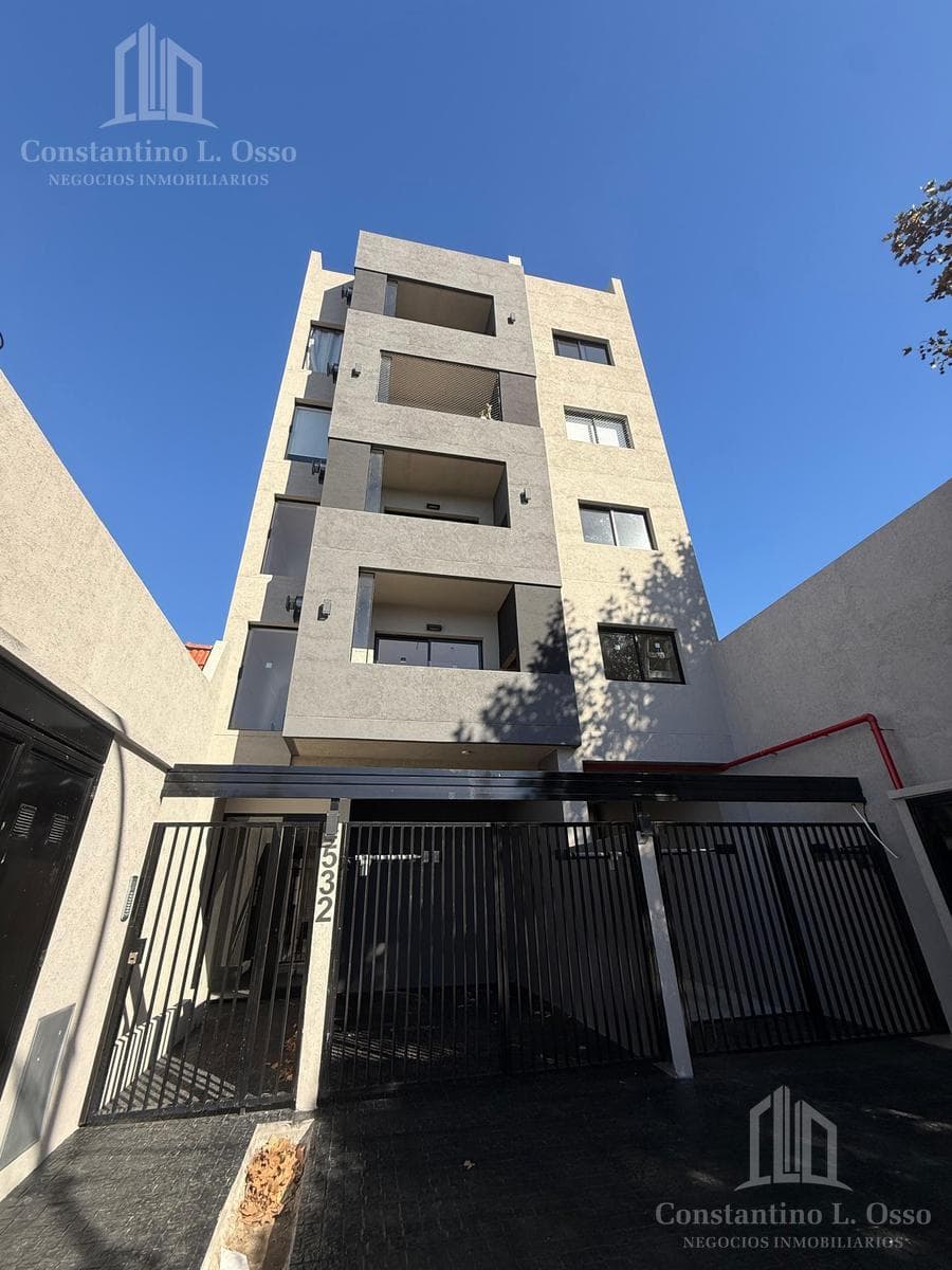 Two-room apartment - On the street side - with a balcony - with a garage