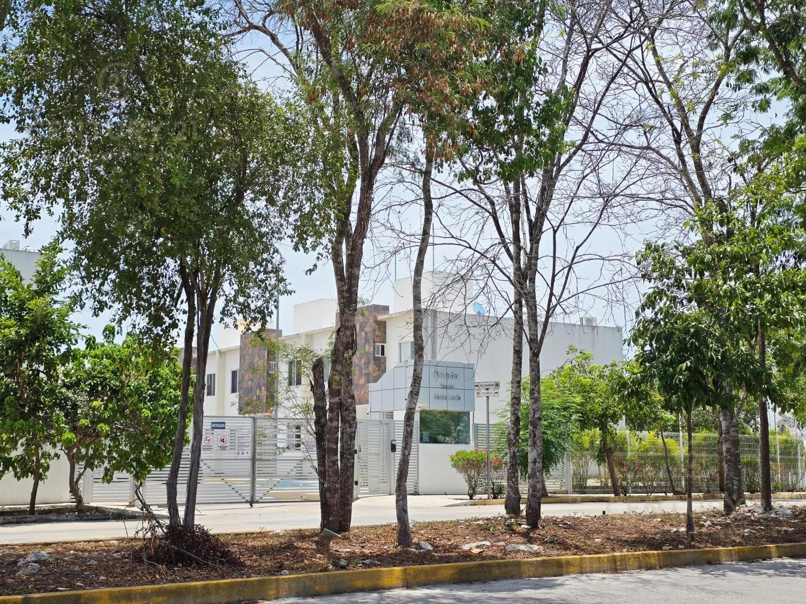 House for Sale on Paseo de los Olivos, 2 Bedrooms, Playa del Carmen