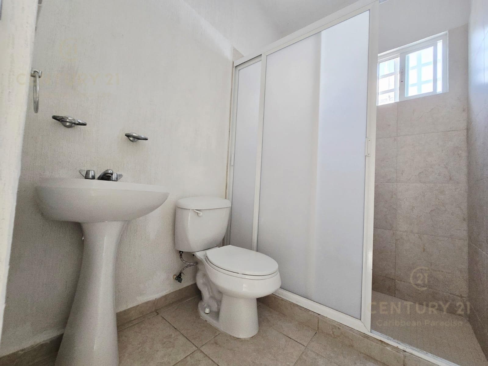 House for Sale on Paseo de los Olivos, 2 Bedrooms, Playa del Carmen