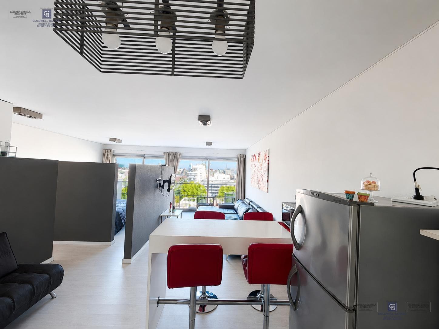 Furnished studio apartment for sale, with partitionable layout, balcony, garage, and full amenities in Puerto Madero