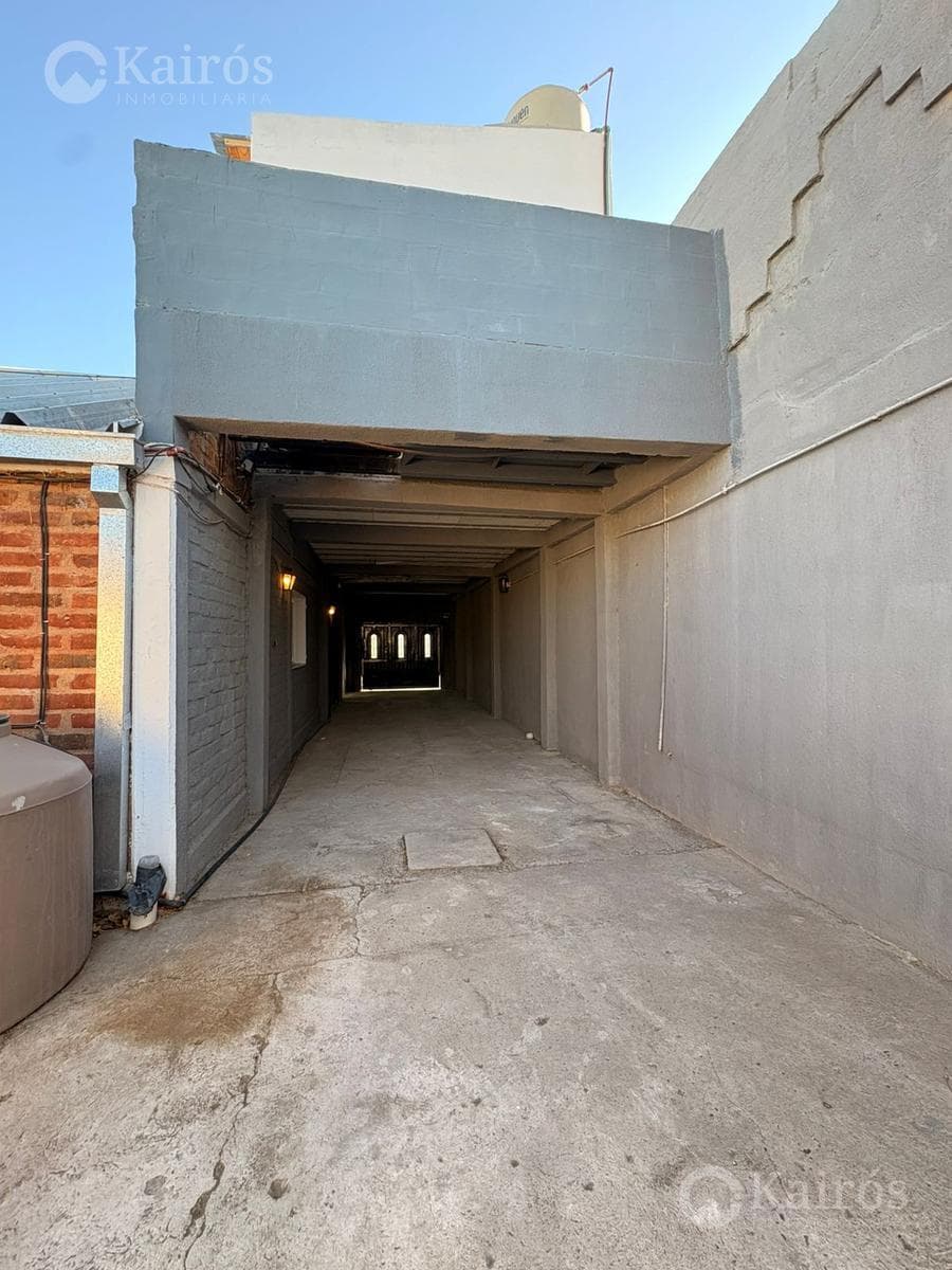 3-Bedroom House with Apartment in the 200-Home Neighborhood