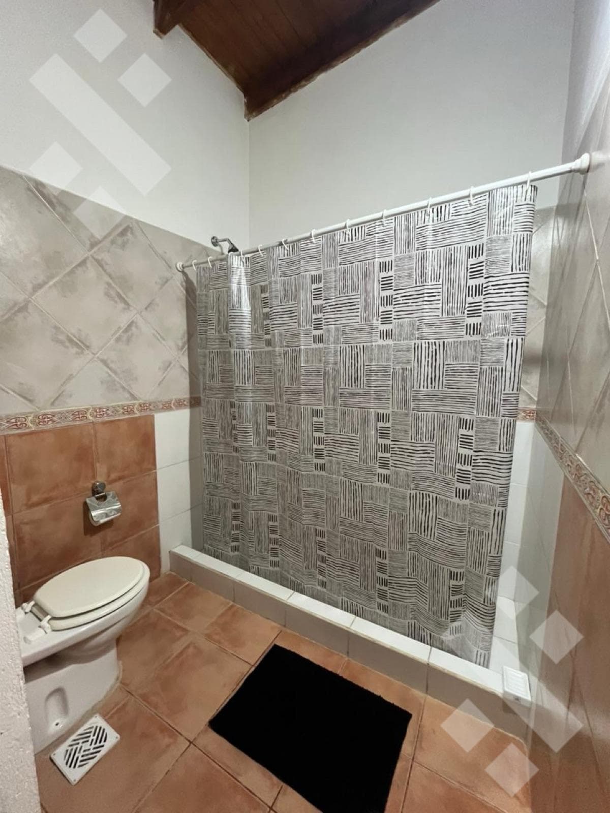 5-Bedroom House for Rent in Rincon De Los Sauces