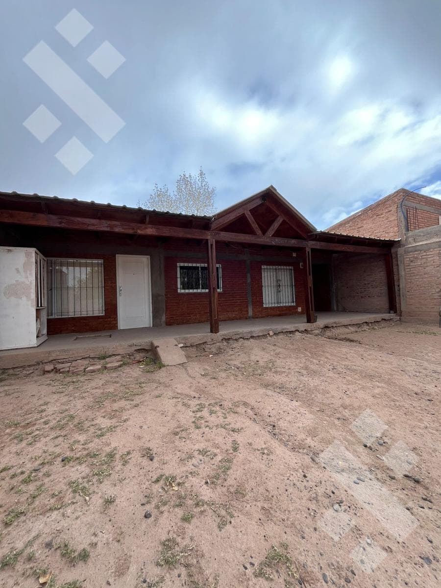 5-Bedroom House for Rent in Rincon De Los Sauces
