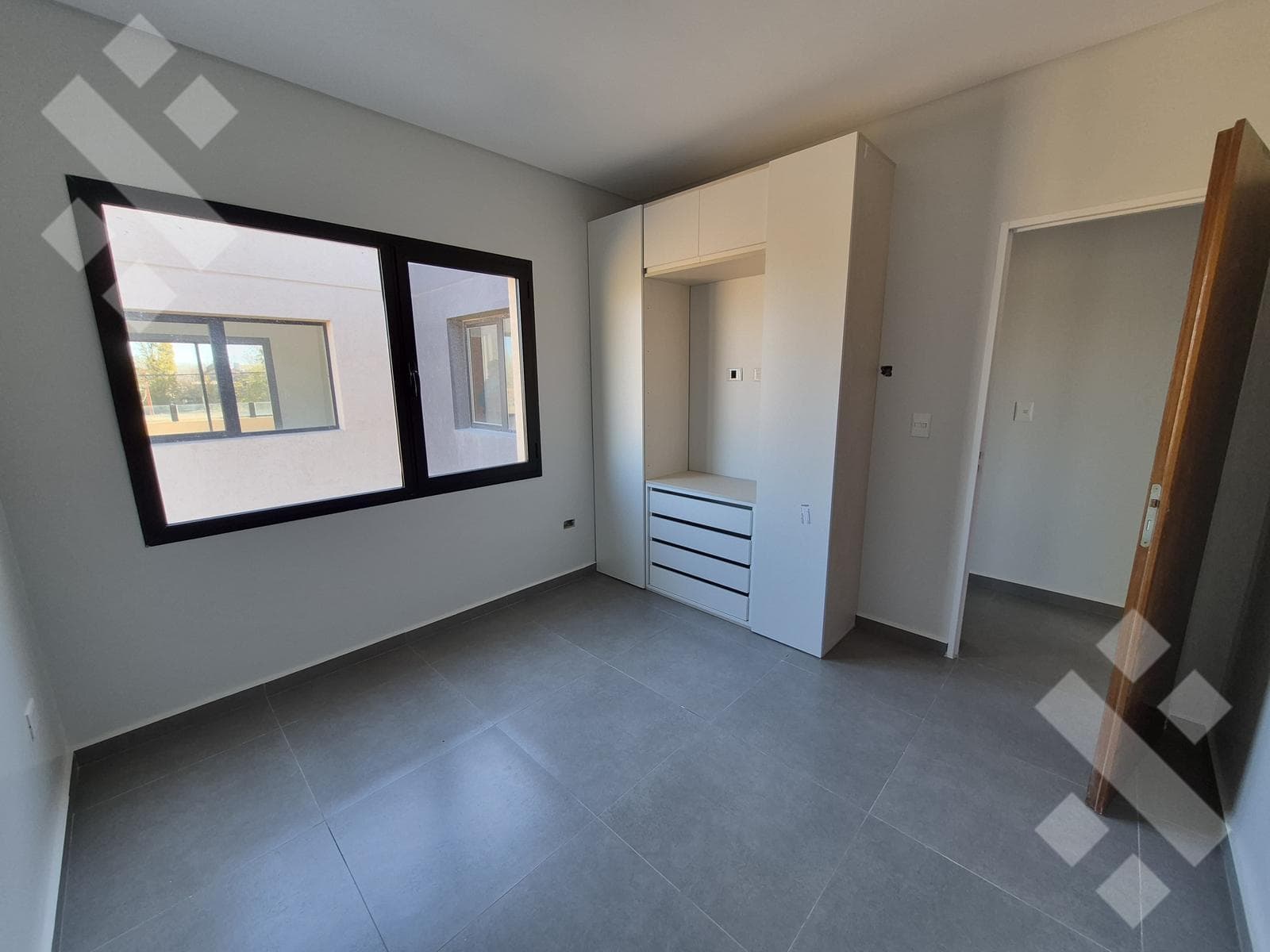 2-BEDROOM DUPLEX FOR SALE (BRAND-NEW) - JORGE NEWBERY NEIGHBORHOOD, CIPOLLETTI