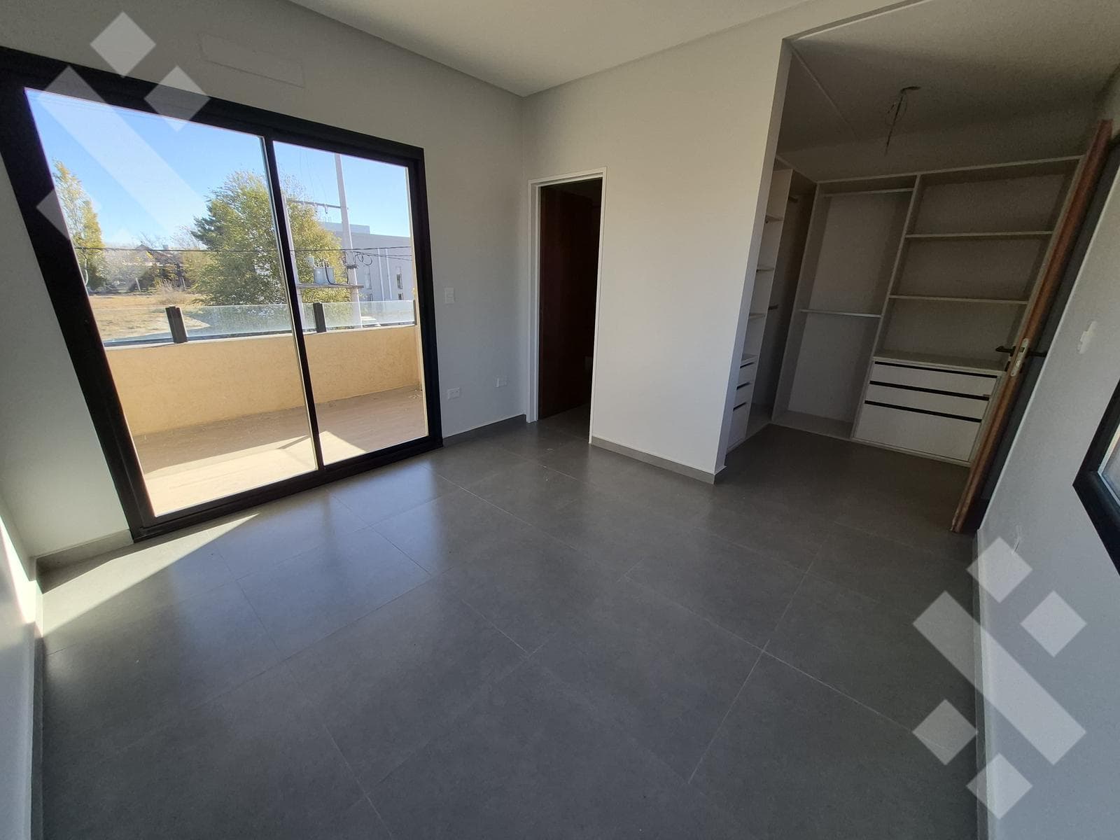 2-BEDROOM DUPLEX FOR SALE (BRAND-NEW) - JORGE NEWBERY NEIGHBORHOOD, CIPOLLETTI