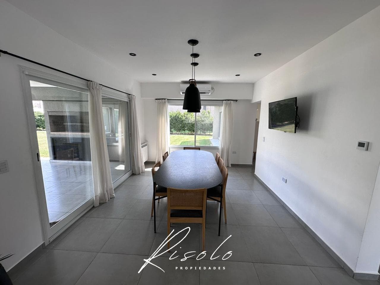House for Sale, Swimming Pool. 3 bedrooms. Barbecue. Gated Community, Escobar