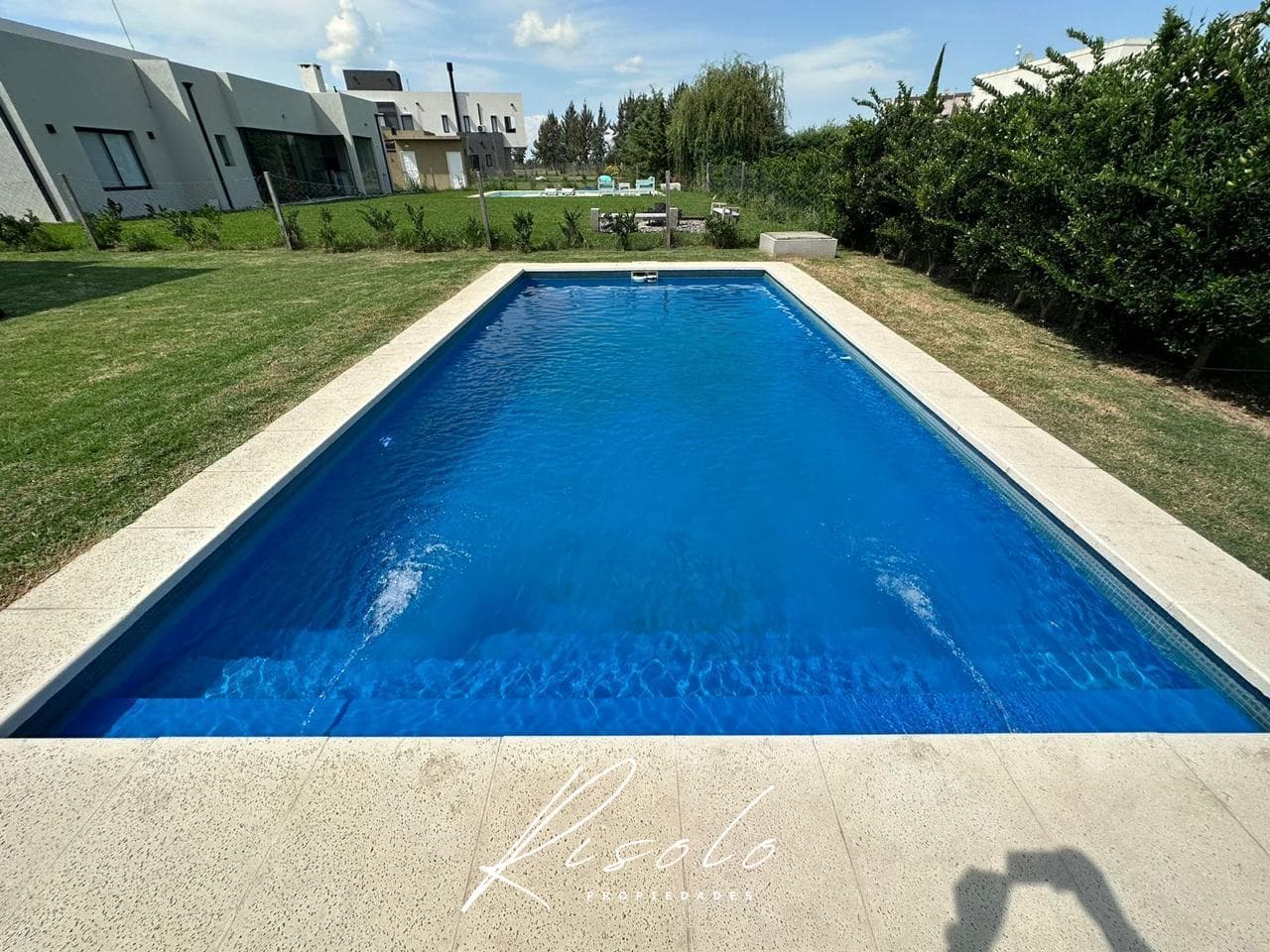 House for Sale, Swimming Pool. 3 bedrooms. Barbecue. Gated Community, Escobar