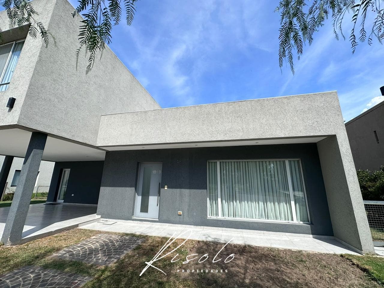 House for Sale, Swimming Pool. 3 bedrooms. Barbecue. Gated Community, Escobar