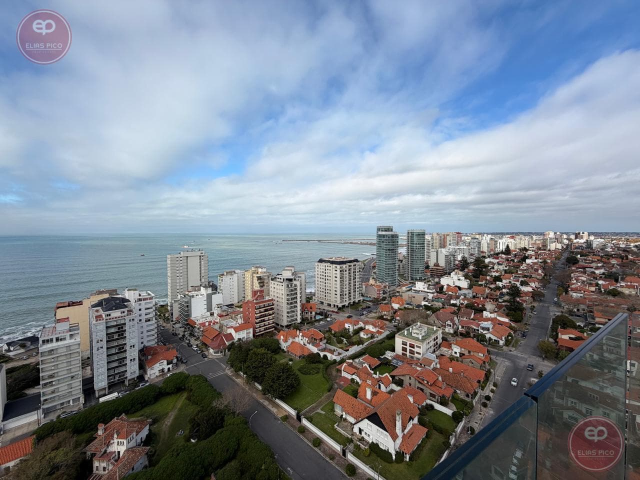 UNKANNY TOWER - 3-room apartment for SALE