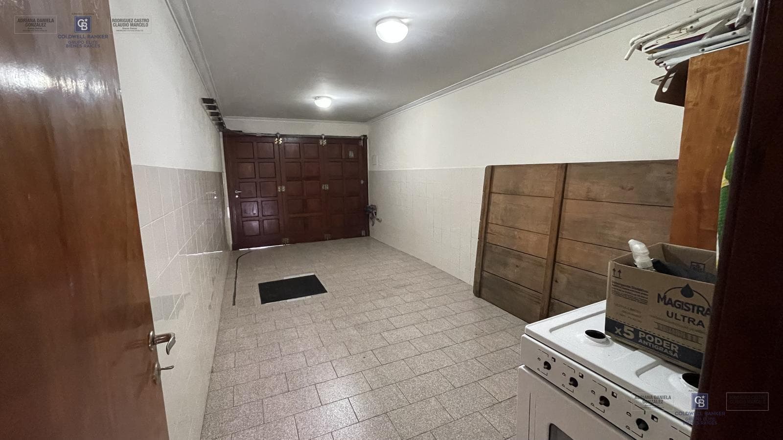 For Sale: Immaculate 4-Bedroom House with Garage, Outdoor Kitchen, and Garden. Mar del Plata
