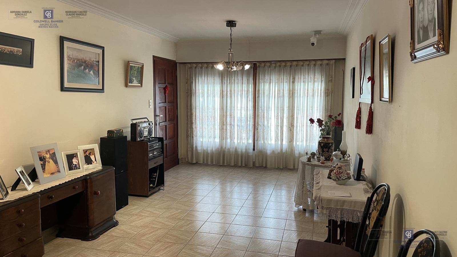 For Sale: Immaculate 4-Bedroom House with Garage, Outdoor Kitchen, and Garden. Mar del Plata