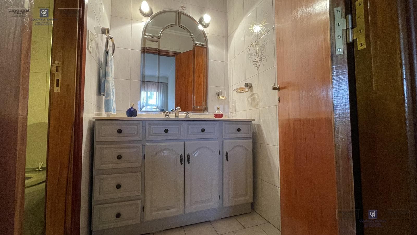 For Sale: Immaculate 4-Bedroom House with Garage, Outdoor Kitchen, and Garden. Mar del Plata