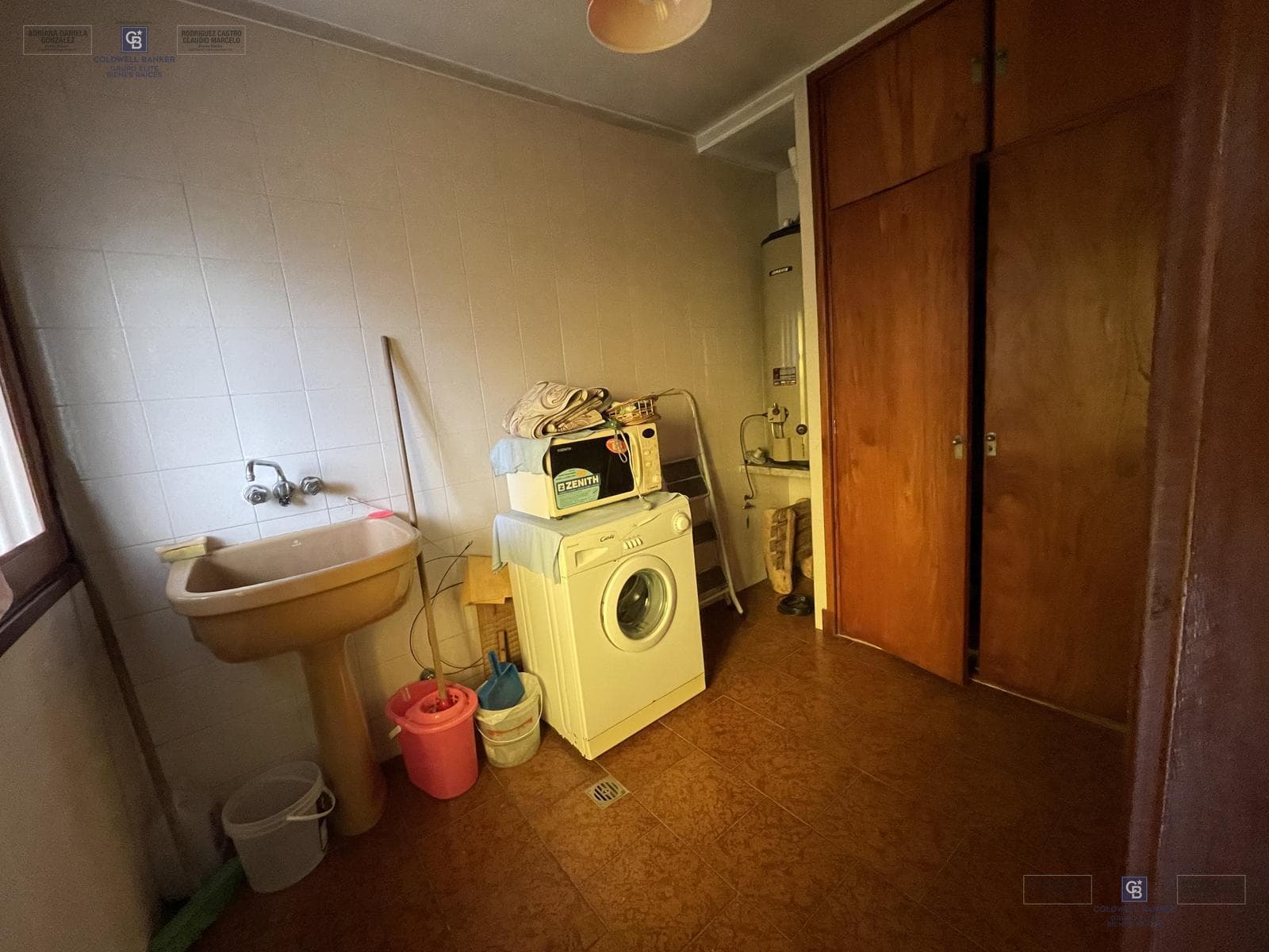 For Sale: Immaculate 4-Bedroom House with Garage, Outdoor Kitchen, and Garden. Mar del Plata
