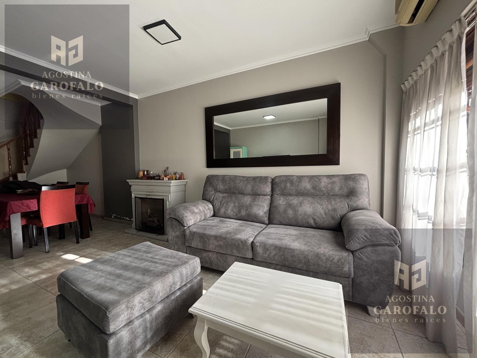 4-room duplex with a garage, backyard, and barbecue area